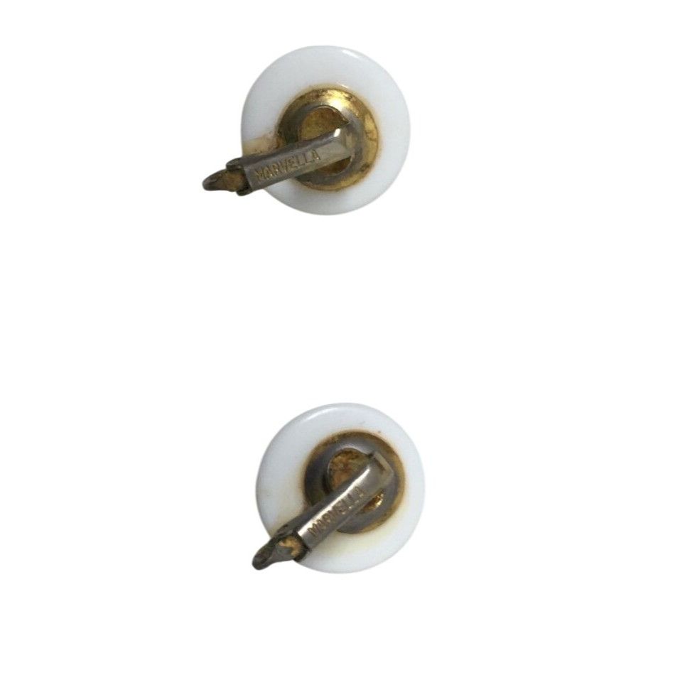 Other Women's Vintage MARVELLA White and Gold Tone clip on Earr Size ONE SIZE - 2 Thumbnail