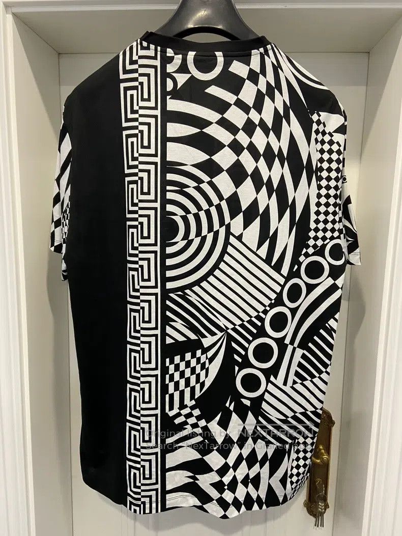 Versace Versace Baroque black and white patterned T-shirt Size US XXL / EU 58 / 5 - 2 Thumbnail