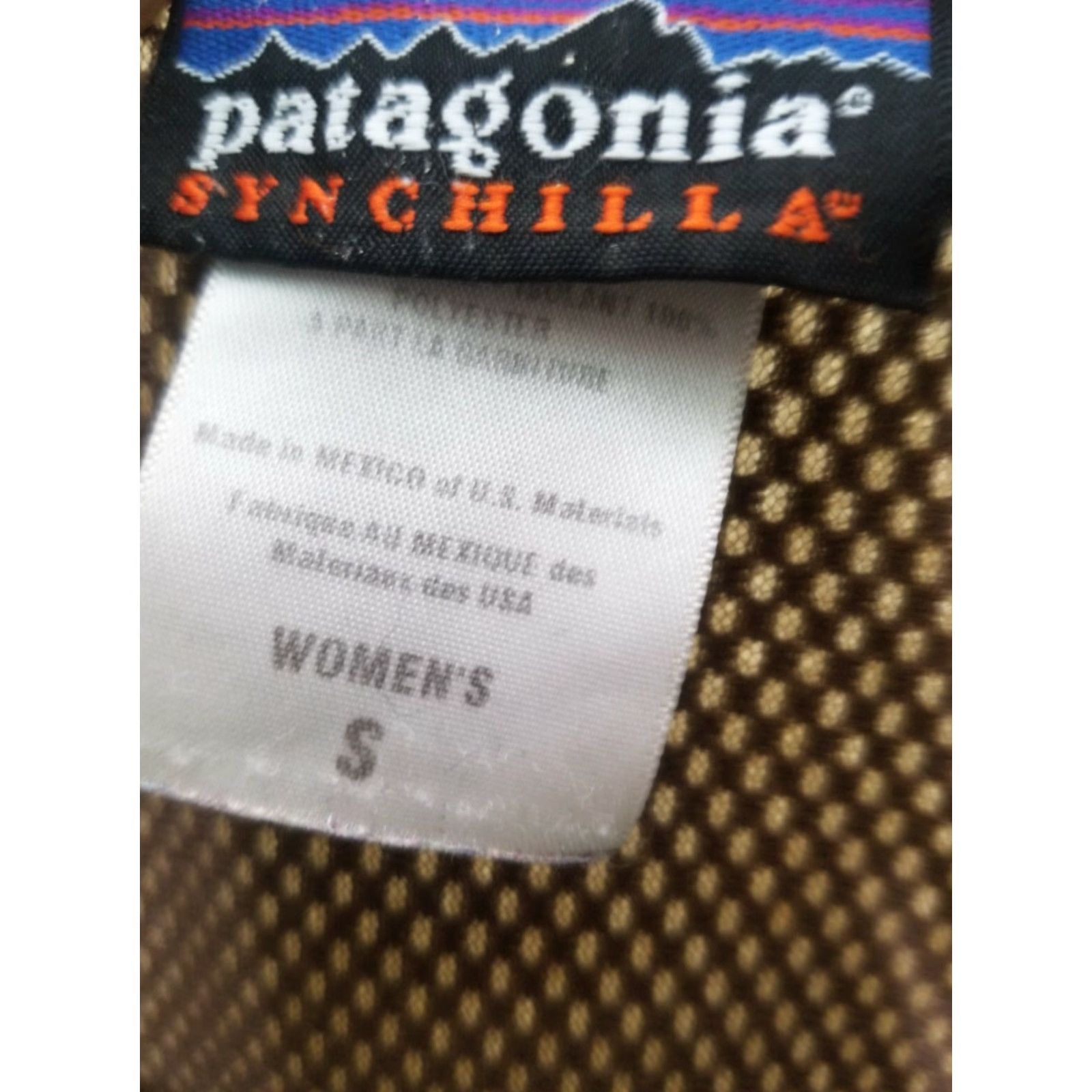Patagonia Patagonia Jacket Women's S Tan Faux Fleece Fur 100% Polyester Distress Zipper Minor Defect Medium Lightweight Casual/AudAny Size S / US 4 / IT 40 - 5 Thumbnail