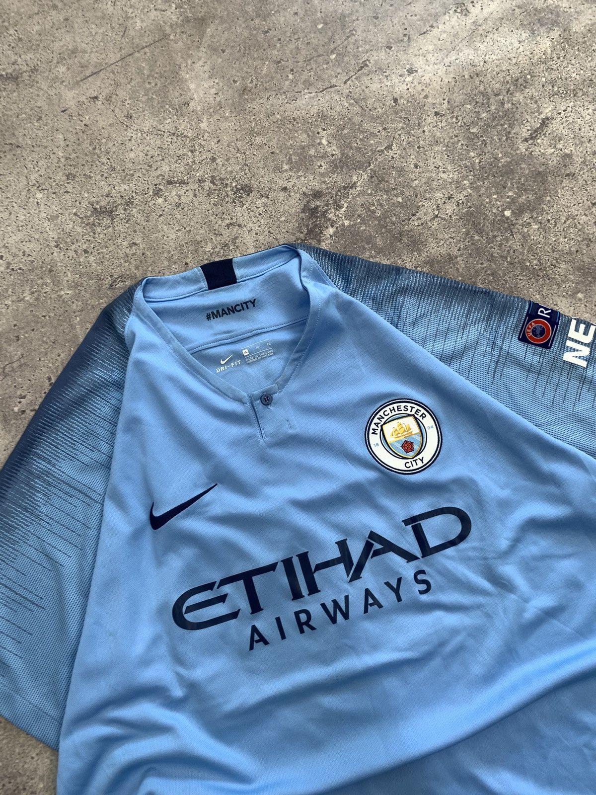 Nike × Vintage Vintage Nike Manchester City Kun Aguero 2018 blockcore Size US XL / EU 56 / 4 - 6 Thumbnail