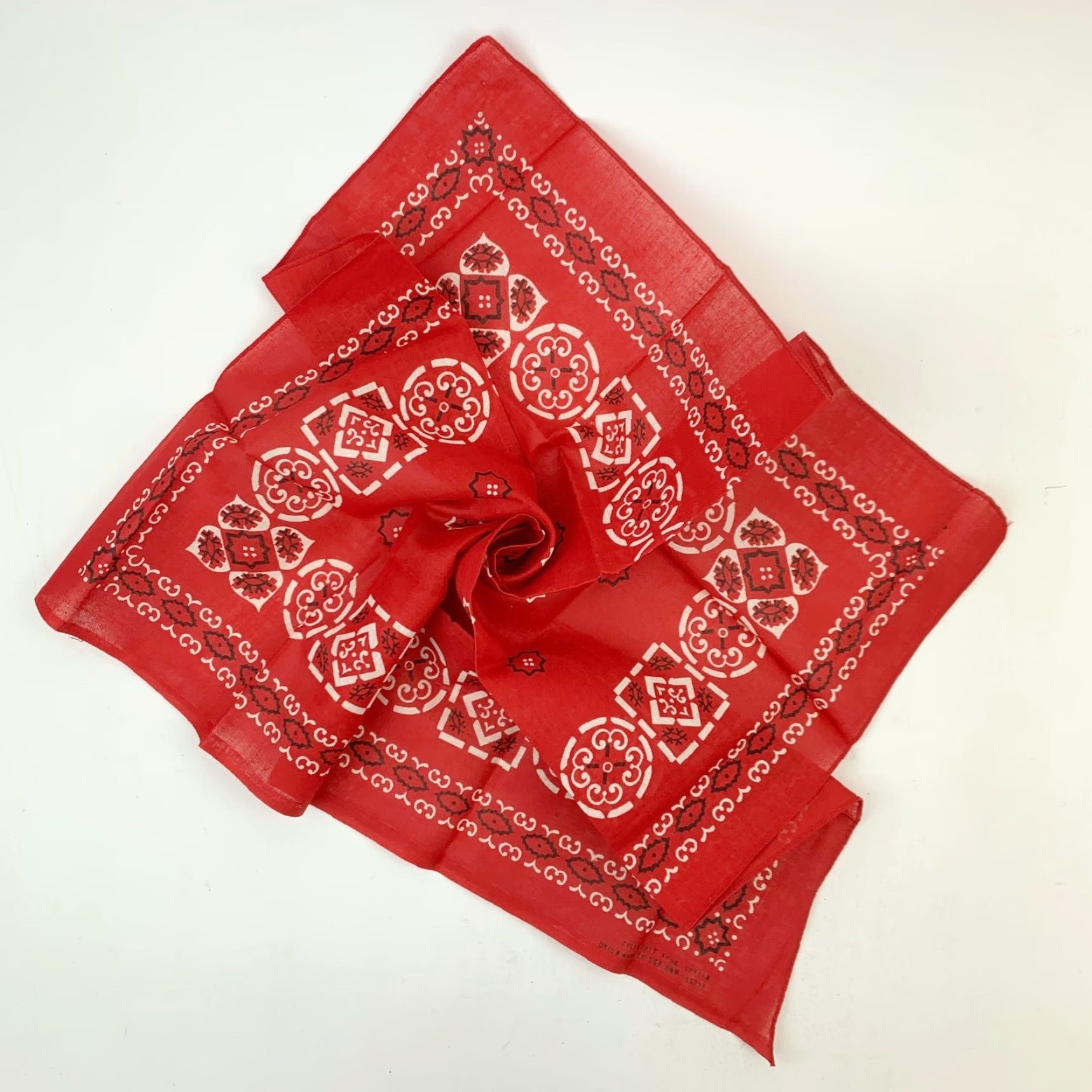 Vintage VINTAGE Bandana 21" x 21" Red Paisley Cotton Western Union Made Unbranded 15898 Size ONE SIZE - 7 Thumbnail