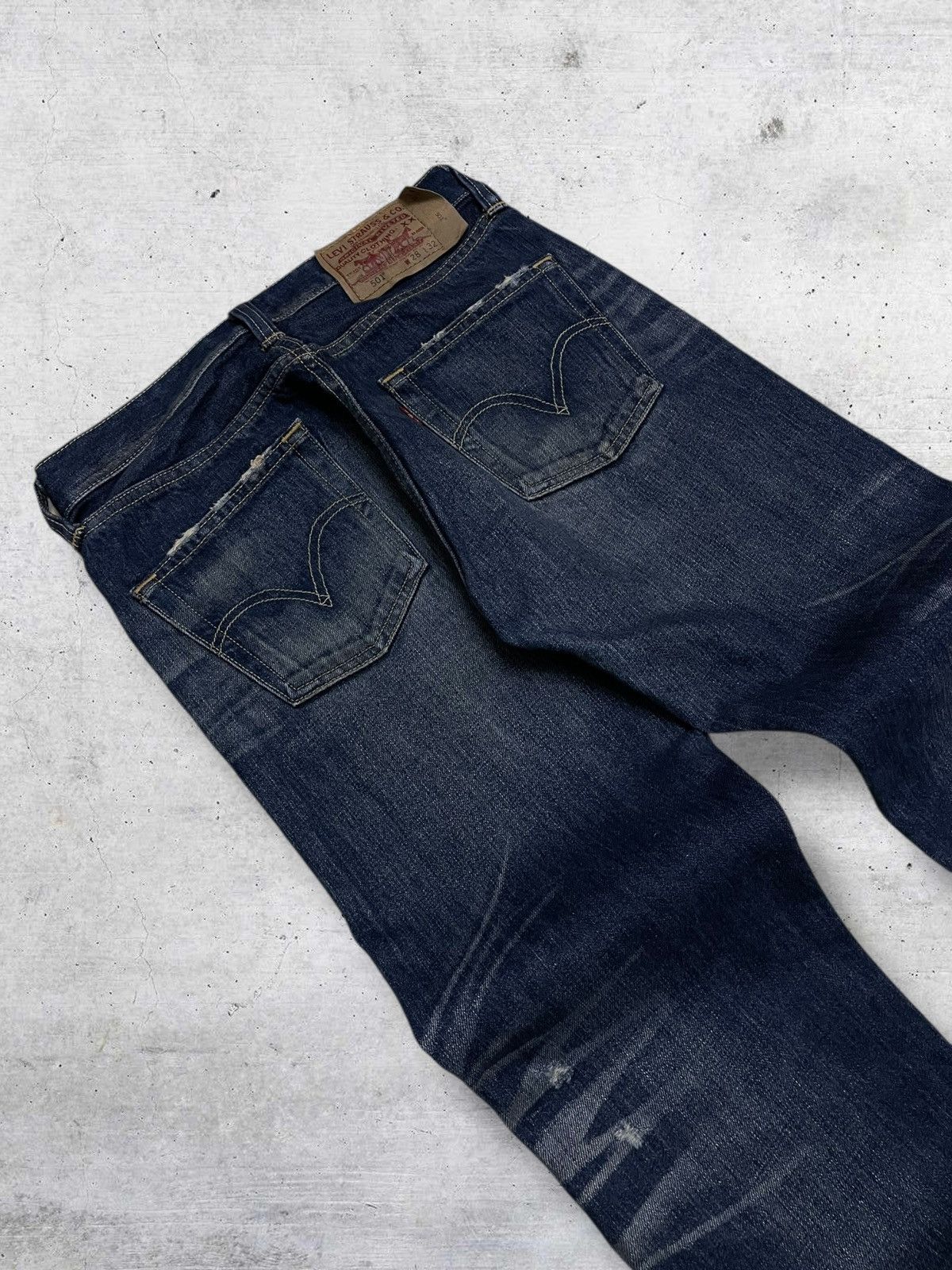 Levi's Vintage Clothing VINTAGE 501 LEVIS USA DESIGNER 90S RIPPED INDIGO OG DENIM Size US 28 / EU 44 - 14 Thumbnail
