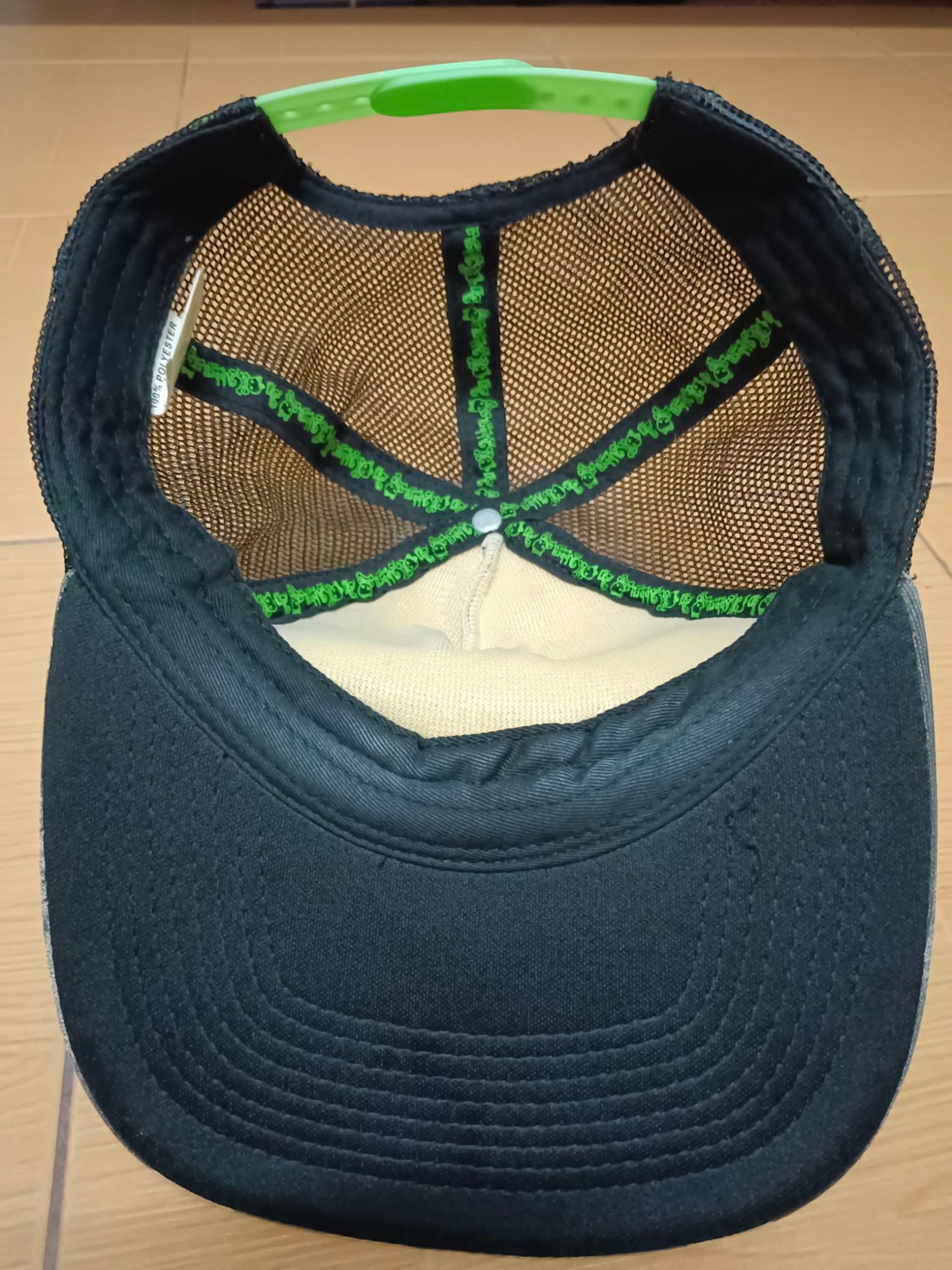 Undercover Abbey Undercover Iconic Safety Pins Logo Trucker Hat Size ONE SIZE - 6 Thumbnail