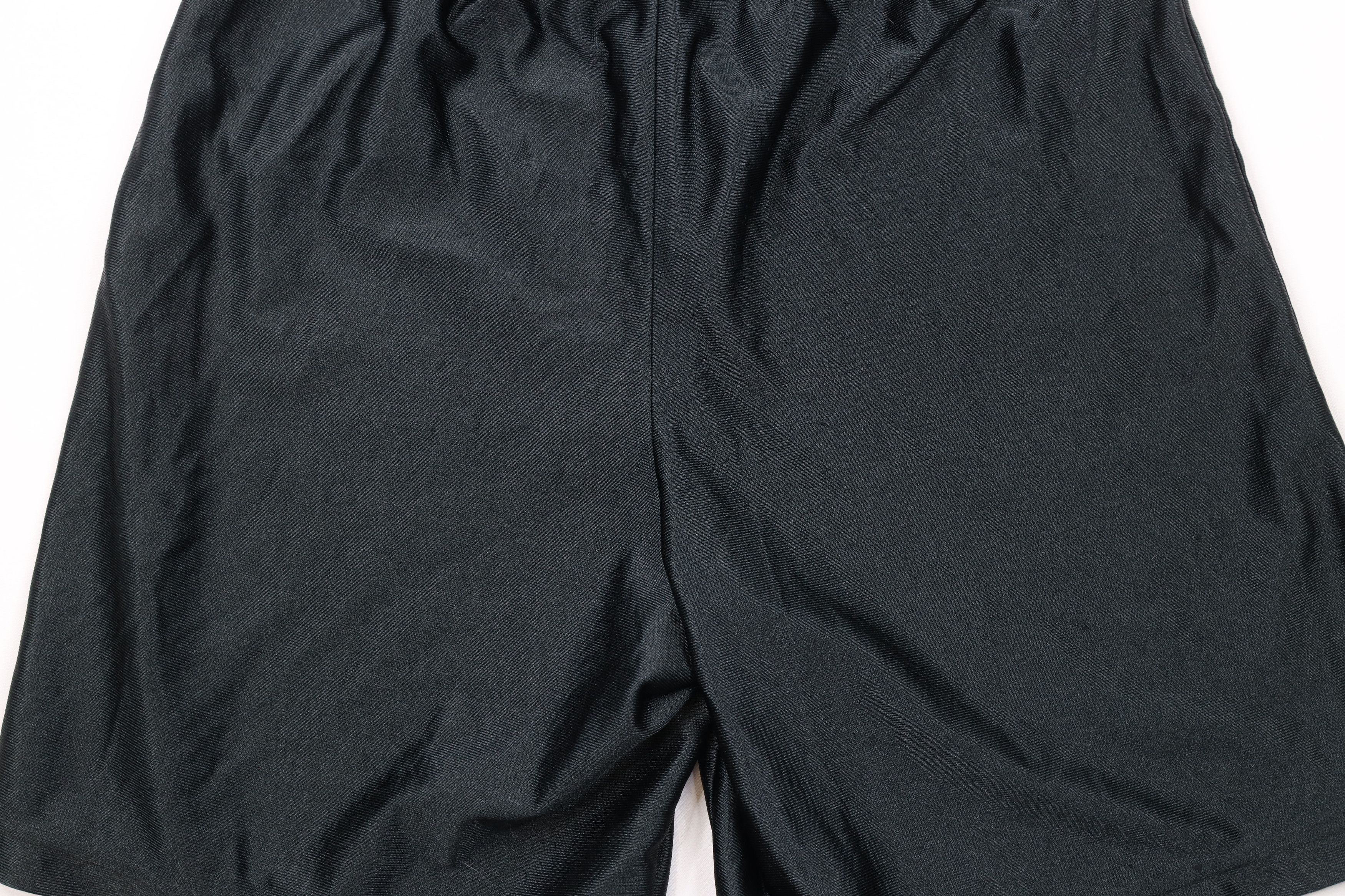 Vintage Vintage 90s Streetwear Silky Nylon Above Knee Shorts Black Size US 32 / EU 48 - 9 Thumbnail