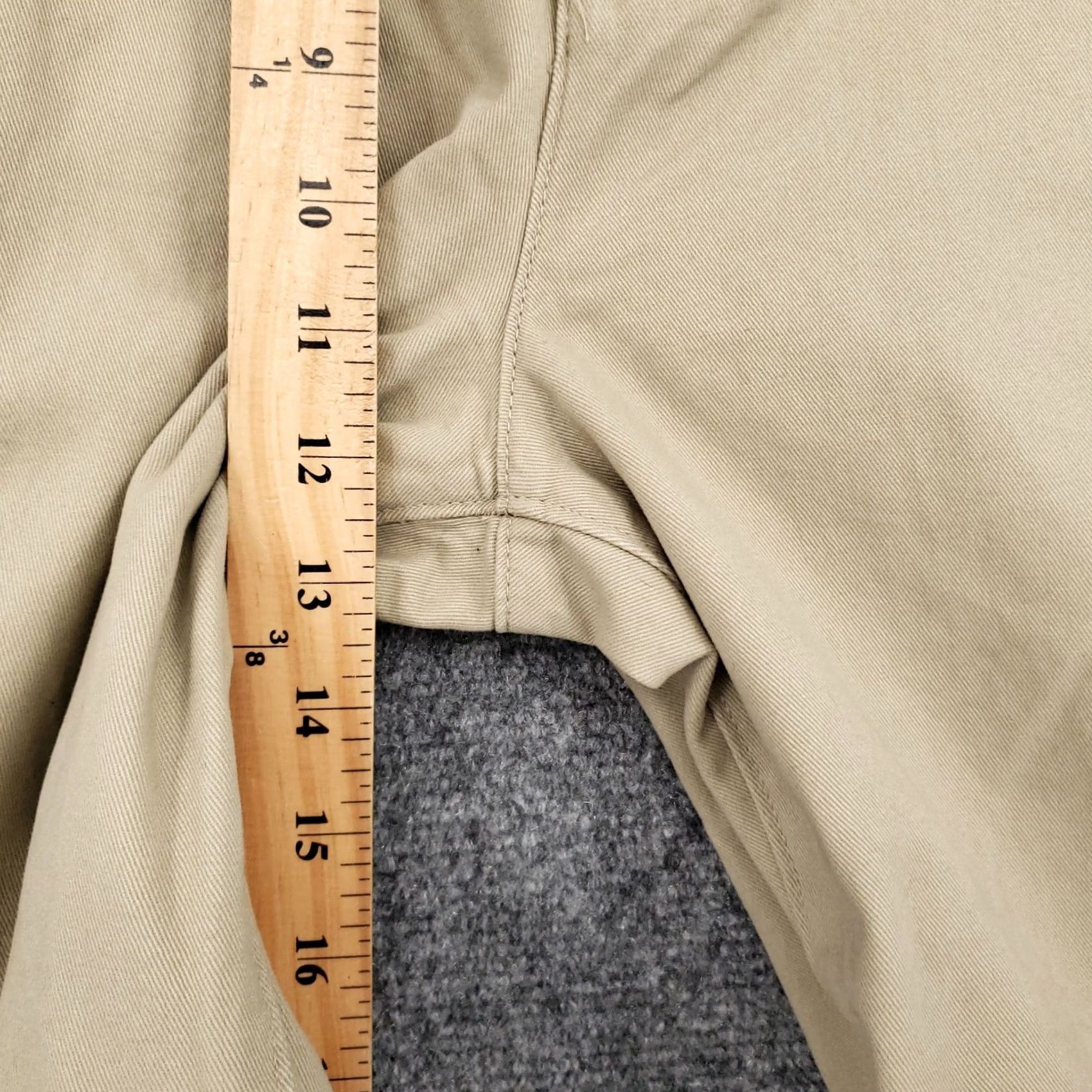 Dockers DOCKERS Beige 40 Slim/Regular Chino Shorts Men Flat Front Zip Fly Twill Pocket Bermuda Casual Workwear Beach Outdoor Size US 40 / EU 56 - 6 Thumbnail