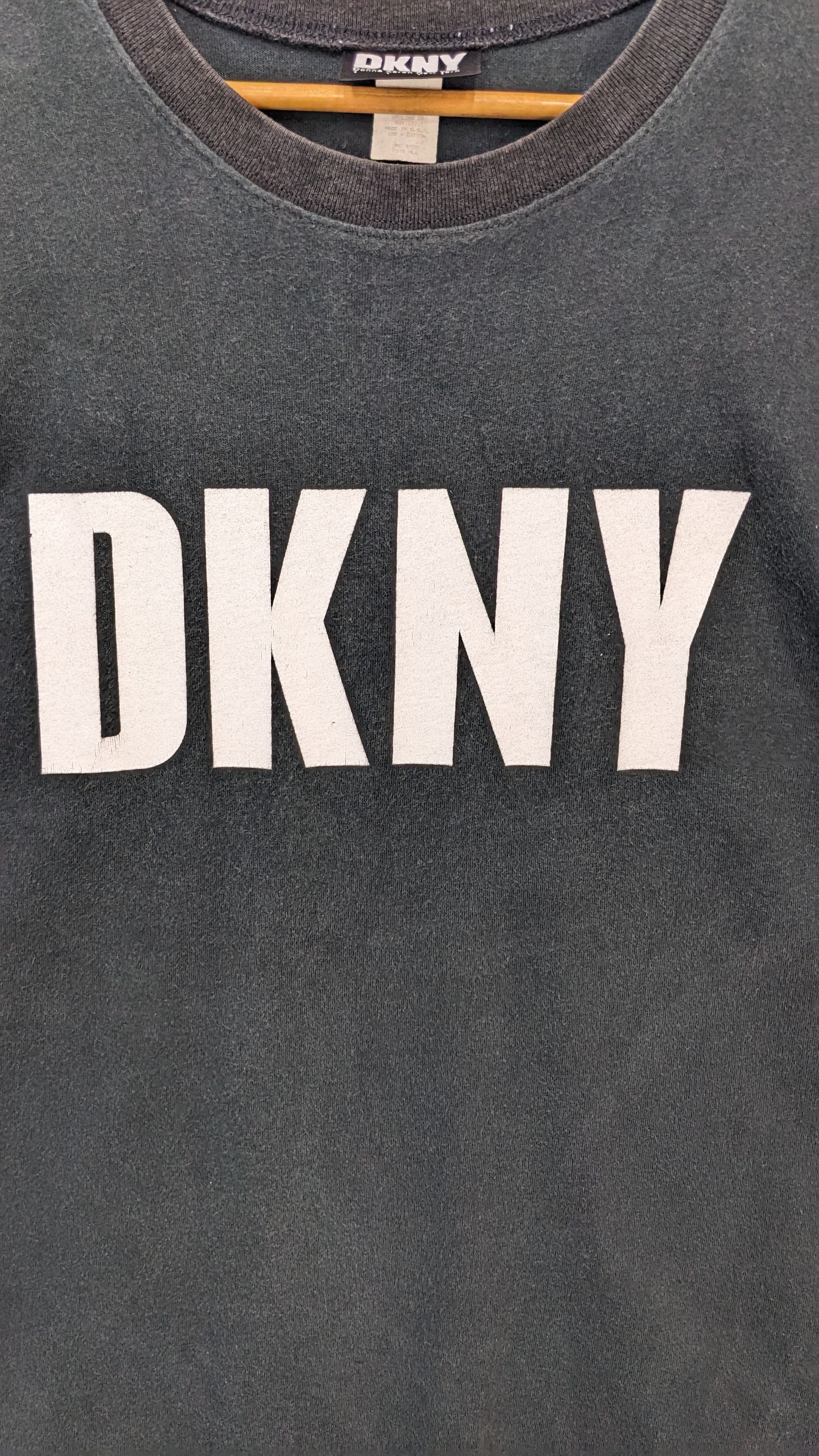 DKNY Vintage DKNY Donna Karan New York Tshirt Size US XL / EU 56 / 4 - 3 Thumbnail