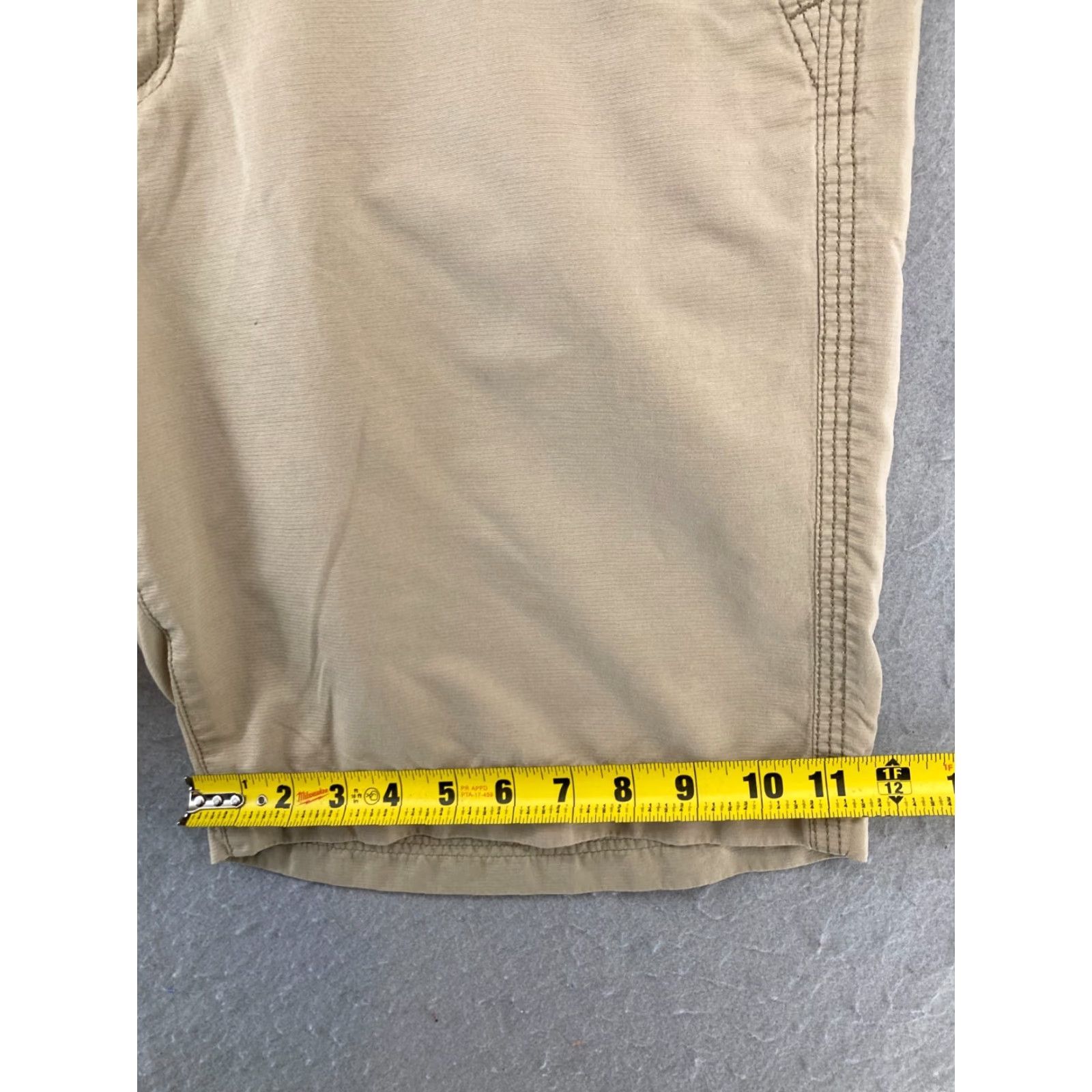 Royal Robbins Royal Robbins Mens Shorts 40 Khaki Outdoor Hiking Short Regular 40 Beige Polyester Blend Shirt? Size US 40 / EU 56 - 5 Thumbnail