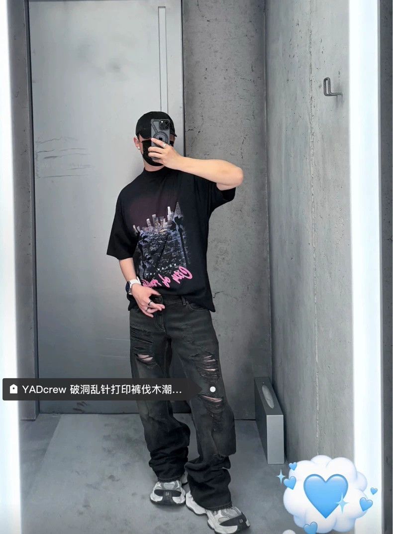 Balenciaga Balenciaga Los Angeles Night Scene Old Printed Logo Short Size US S / EU 44-46 / 1 - 9 Thumbnail