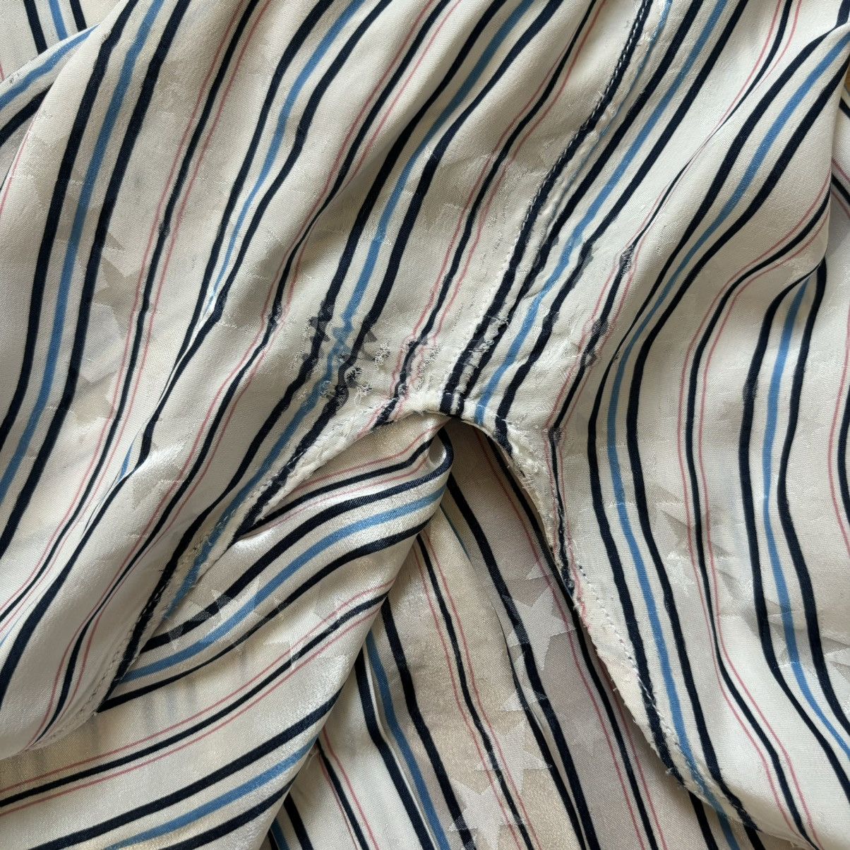 Balenciaga SS2017 Star-Embossed Striped Shirt Size US S / EU 44-46 / 1 - 9 Thumbnail