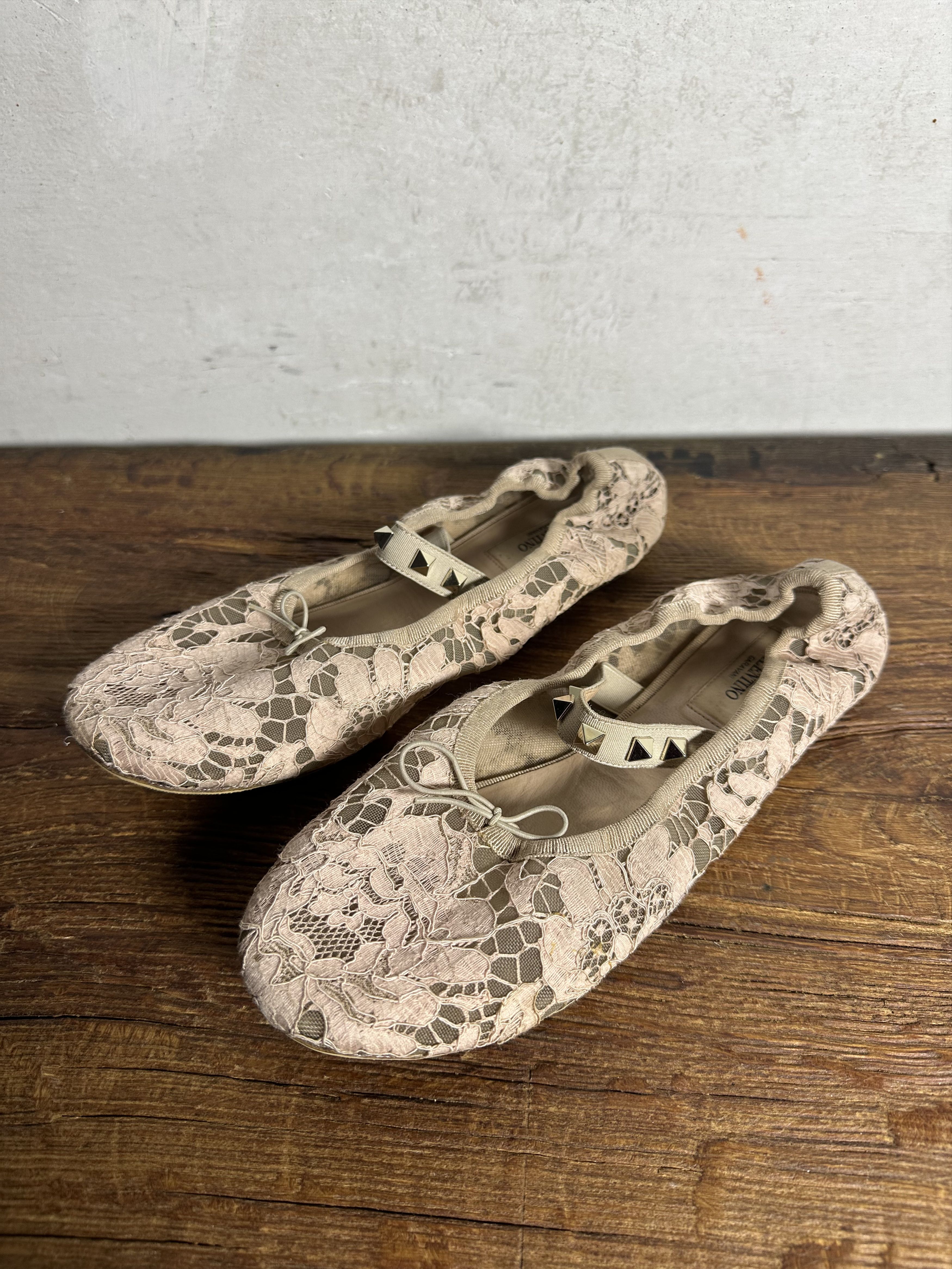 Valentino Valentino Pink Lace Rock Stud Ballet Flat Shoes Size US 9 / IT 39 - 7 Thumbnail