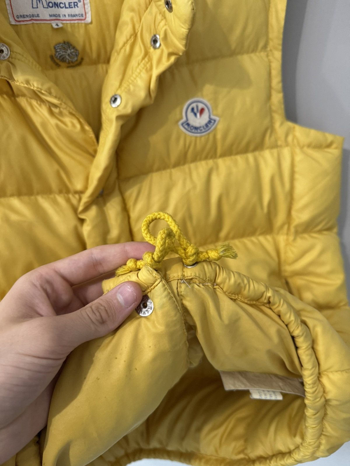 Moncler Moncler Yellow Down Puffer Vest Vintage Size US XL / EU 56 / 4 - 5 Thumbnail