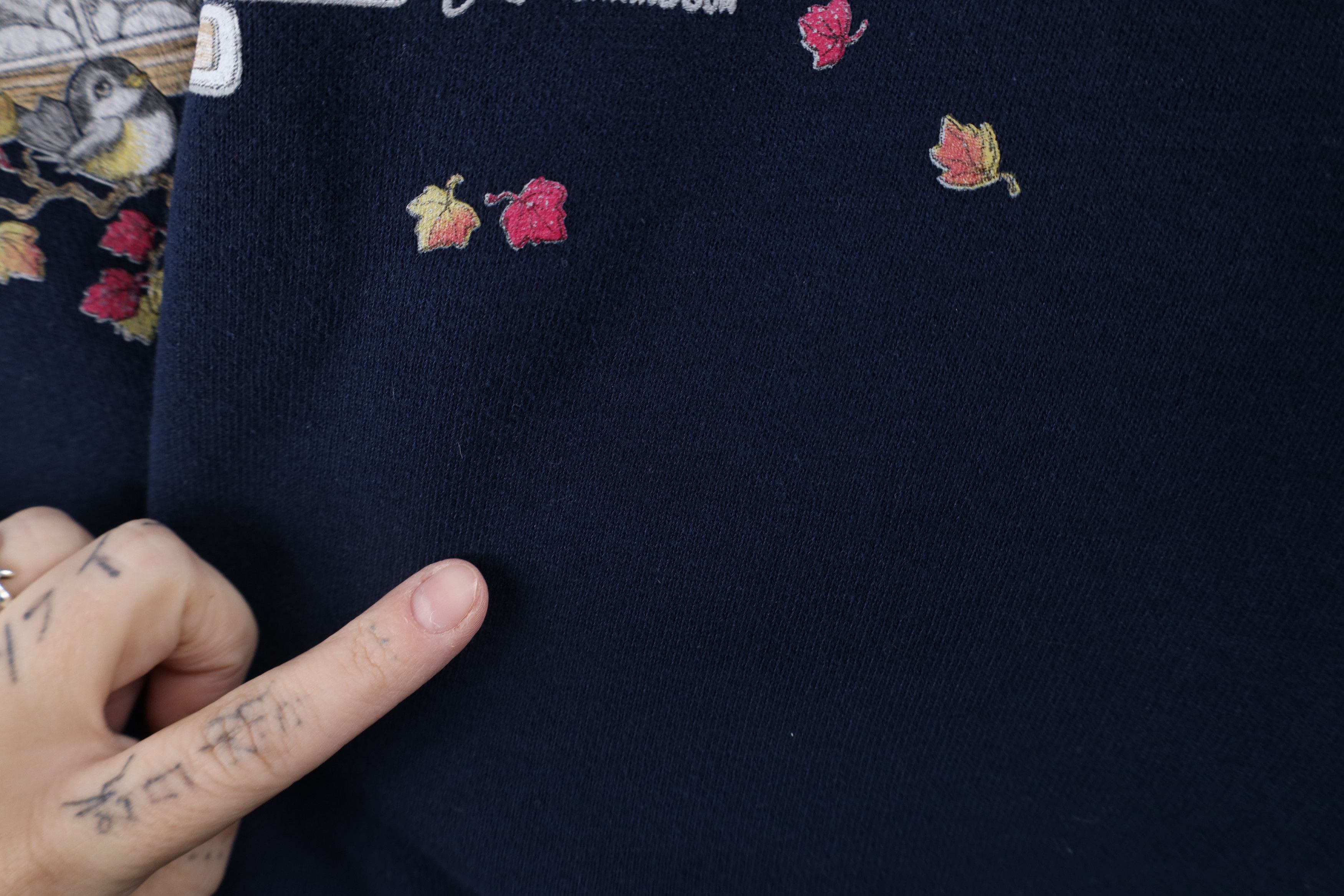 Vintage Vintage 90s Streetwear Cat Kitten Bird Sweatshirt Blue USA Size L / US 10 / IT 46 - 6 Thumbnail