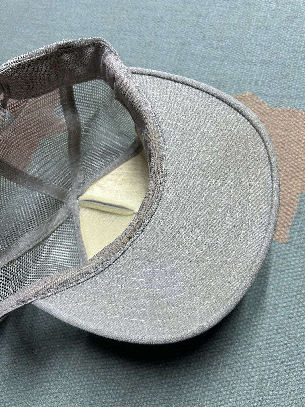 Vintage Vtg trucker hat mesh J&J truck equipment repair snapbac gray Size ONE SIZE - 9 Thumbnail