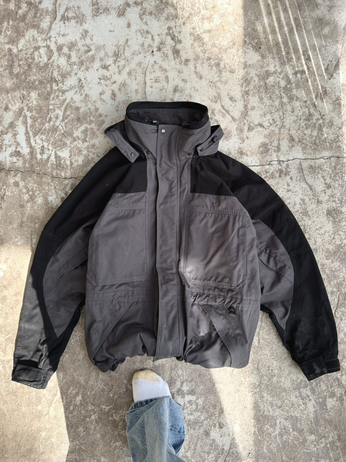 Jacov Paneled Two Tone Jacket Size M
