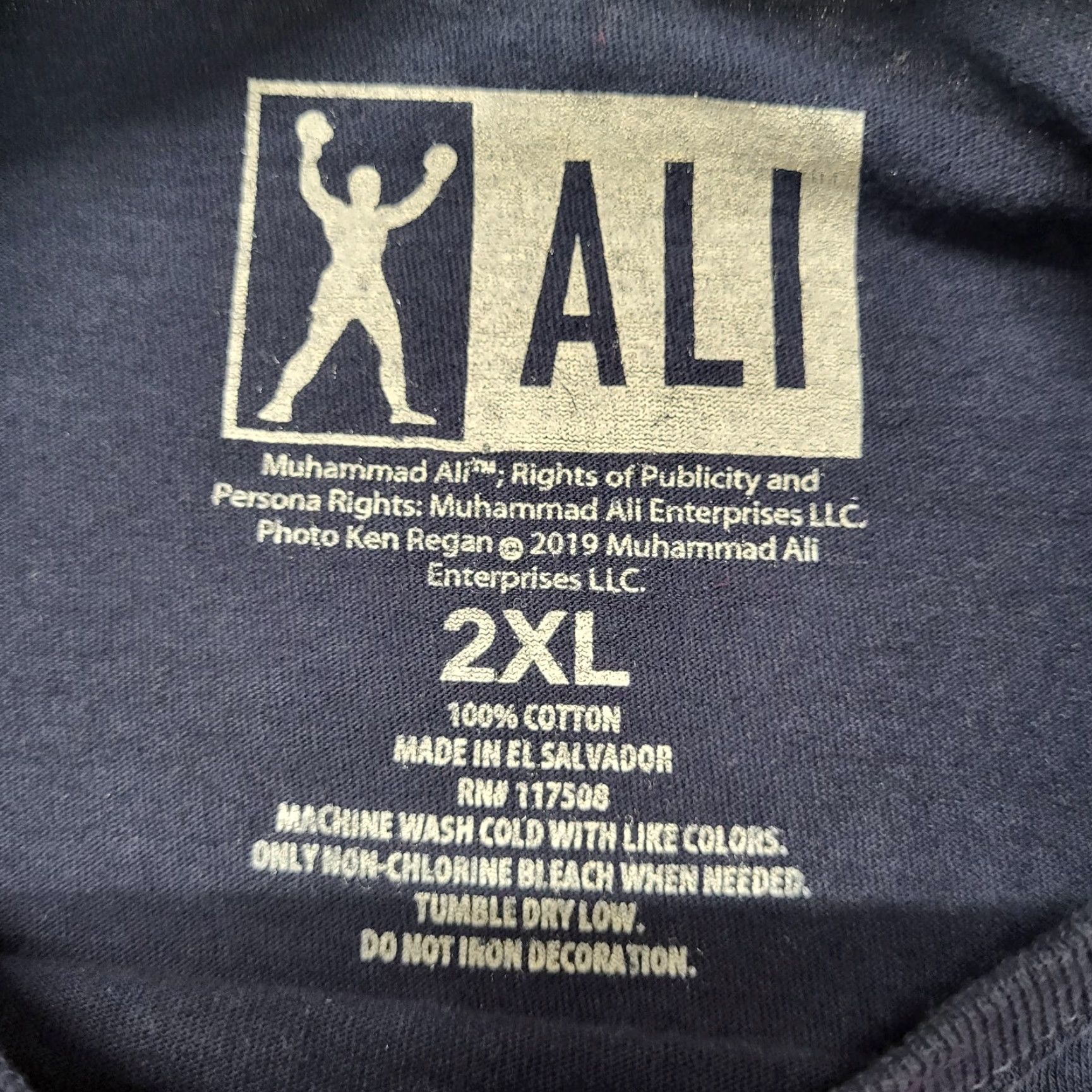 Vintage Muhammed Ali T-Shirt Men’s 2XL Navy Blue Boxing Rumble Young Man Rumble Logo Short Sleeve Cotton Crew Neck Men's Shirt Ali Size US XXL / EU 58 / 5 - 5 Thumbnail