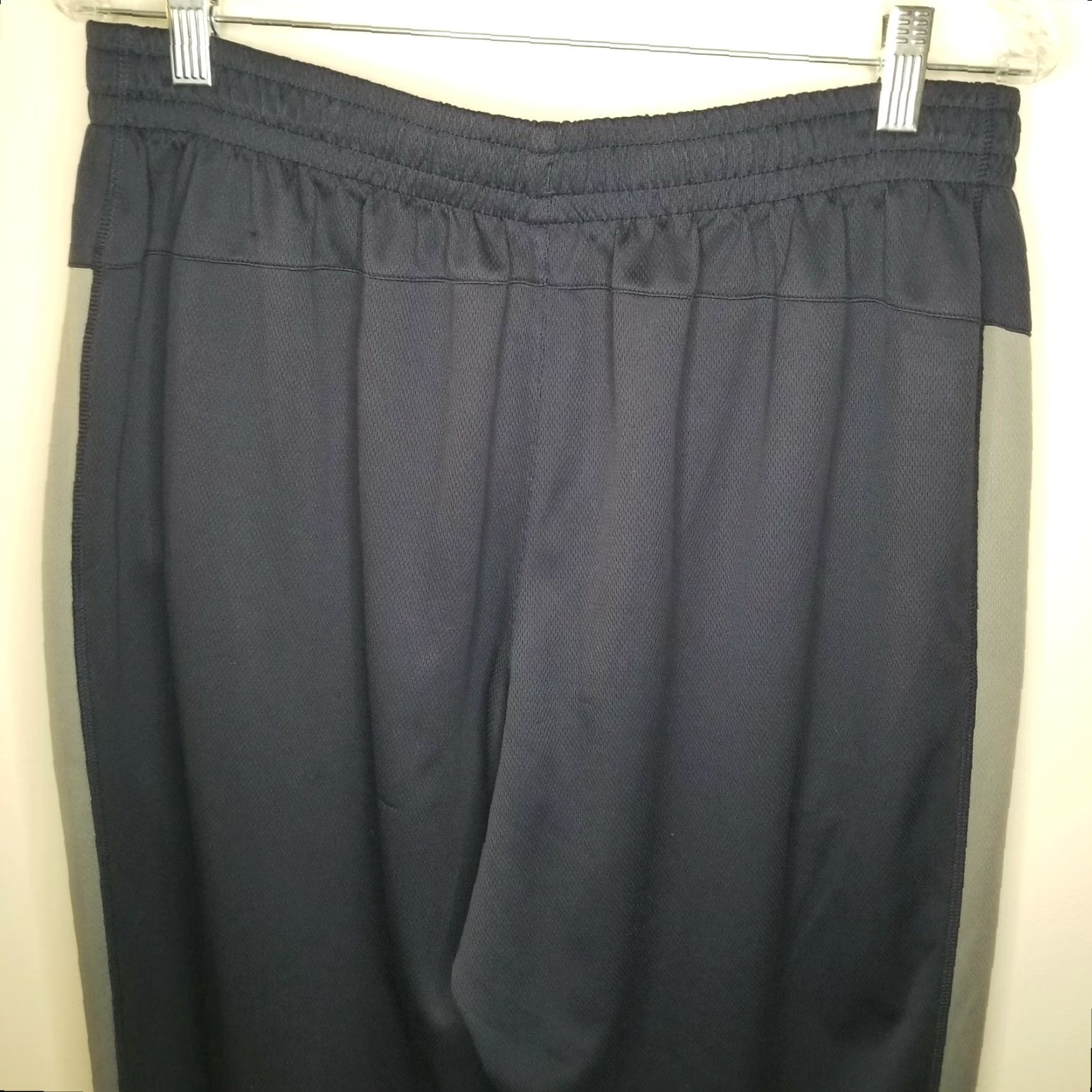 Starter VINTAGE Starter Track Pants Mens L Blue Gray Elastic Waist Activewear Men Gray/Blue 90s or 2000s Men’s Pants Size US 33 - 6 Thumbnail