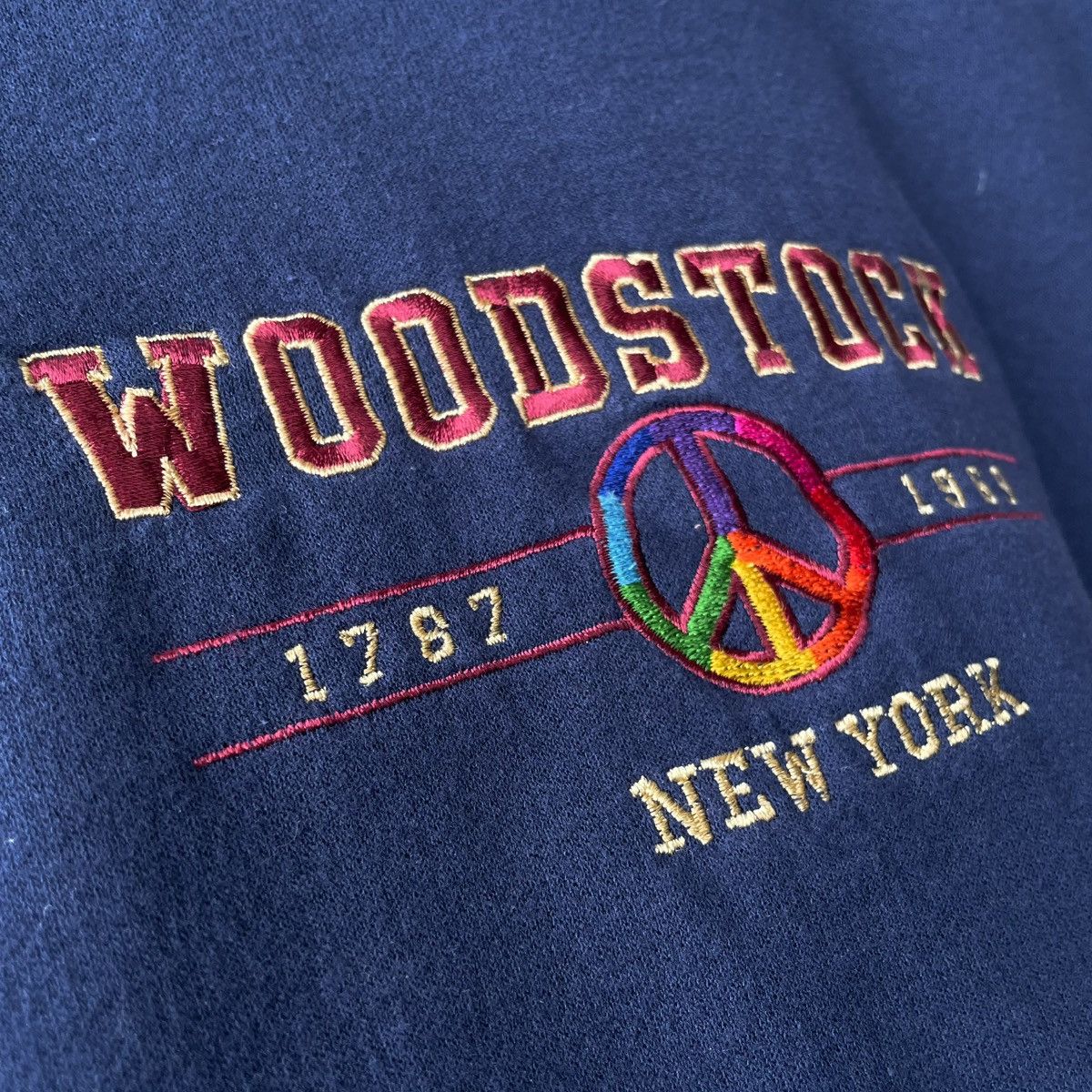 Jerzees Woodstock New York 2000s Y2K Crewneck Sweatshirt Size US S / EU 44-46 / 1 - 4 Thumbnail