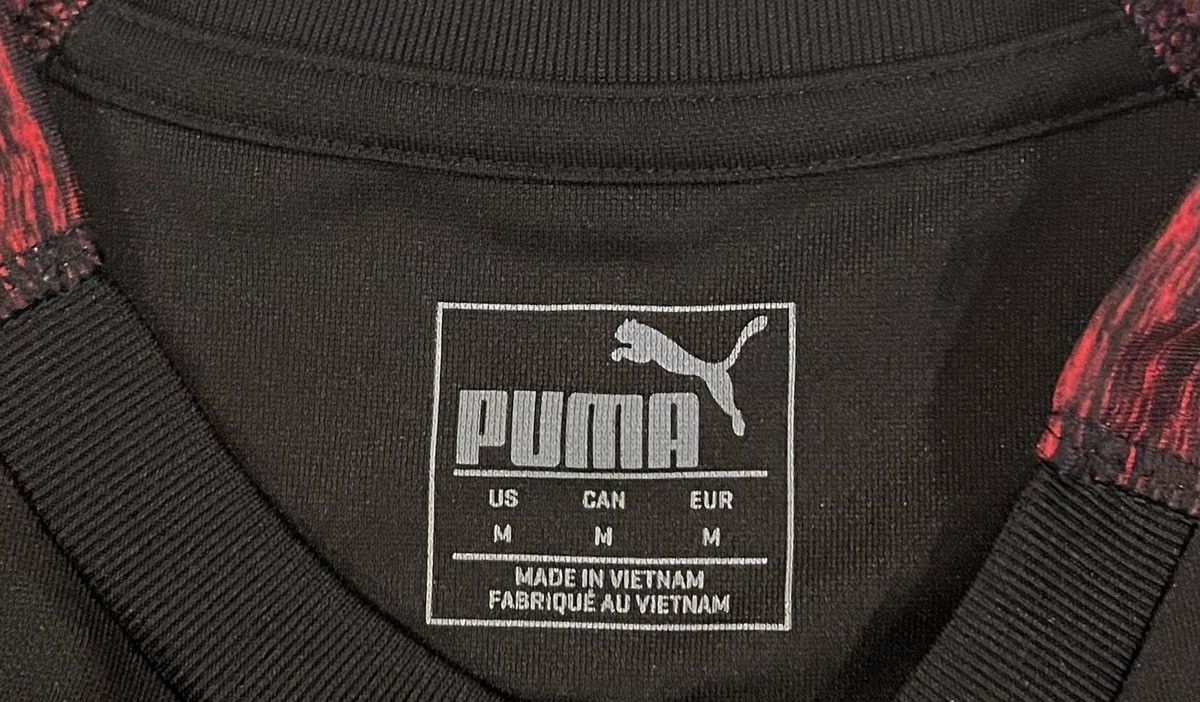 Puma Puma 2018/19 AC Milan Higuain #9 Soccer Jersey Men’s Medium Size US M / EU 48-50 / 2 - 2 Thumbnail