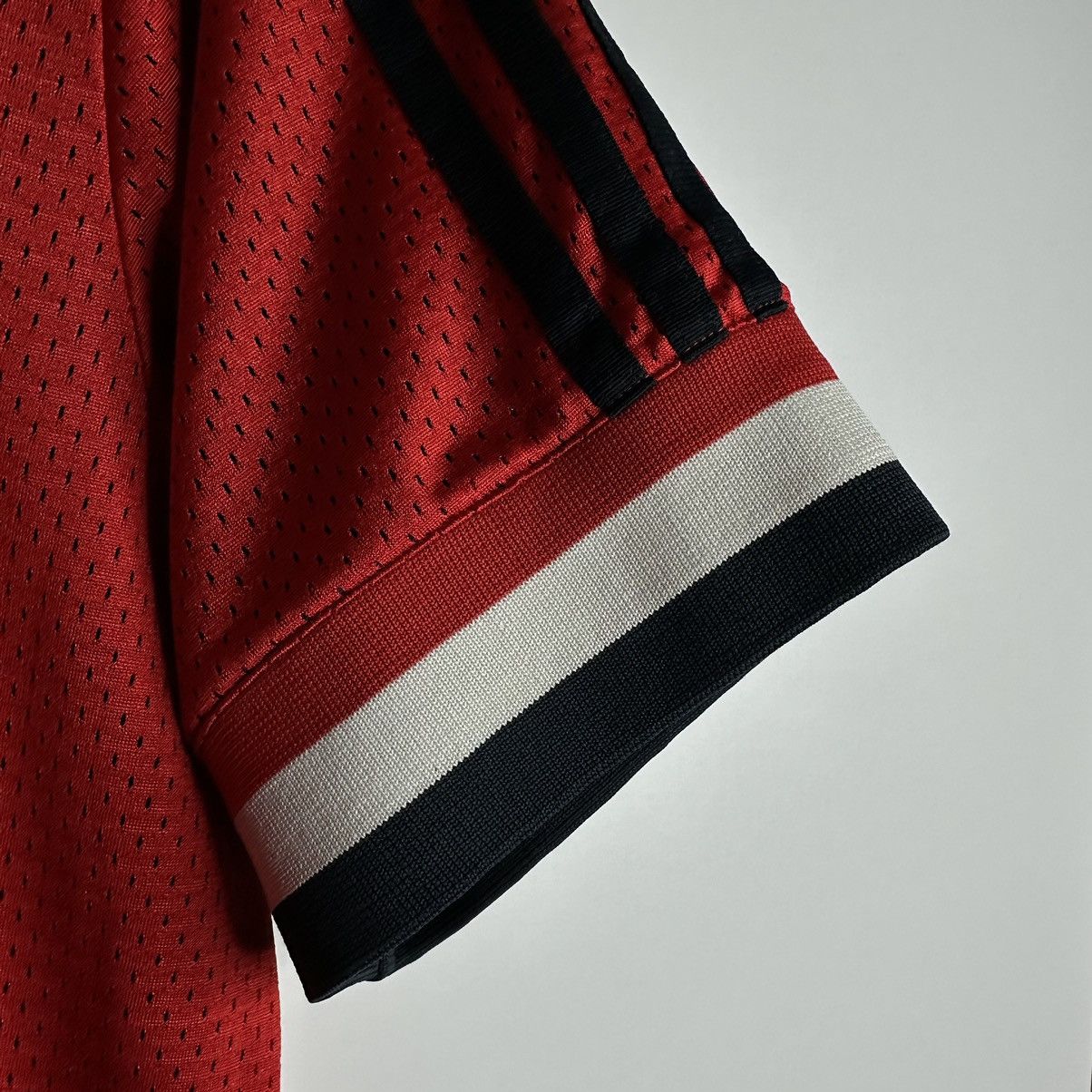 Vintage Adidas Vintage StreetWear 2 in 1 Sportwear Size US M / EU 48-50 / 2 - 5 Thumbnail