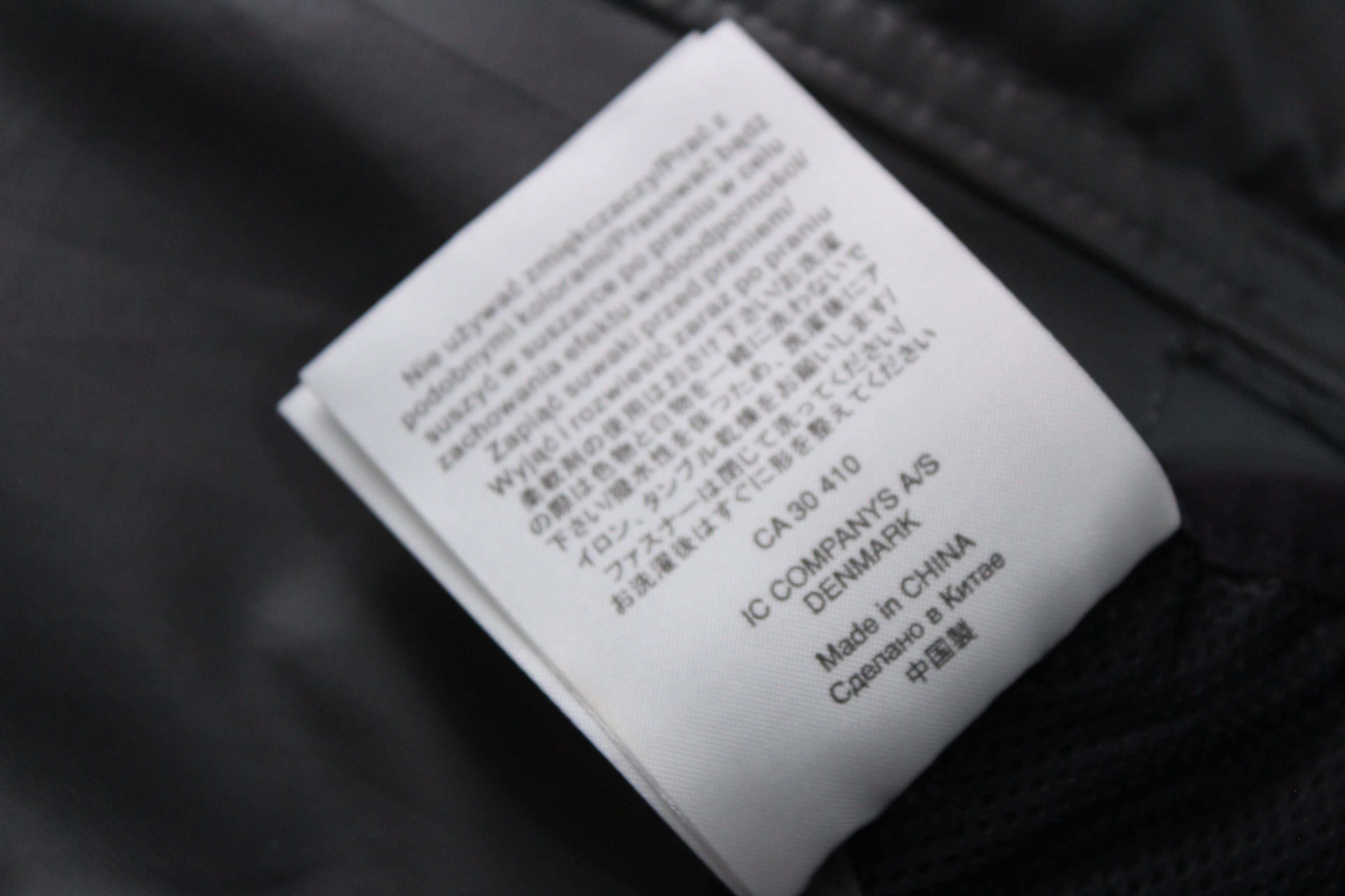 Peak Performance Peak Performance Gore Tex Jacket Size XS Outdoor Size XS / US 0-2 / IT 36-38 - 16 Thumbnail