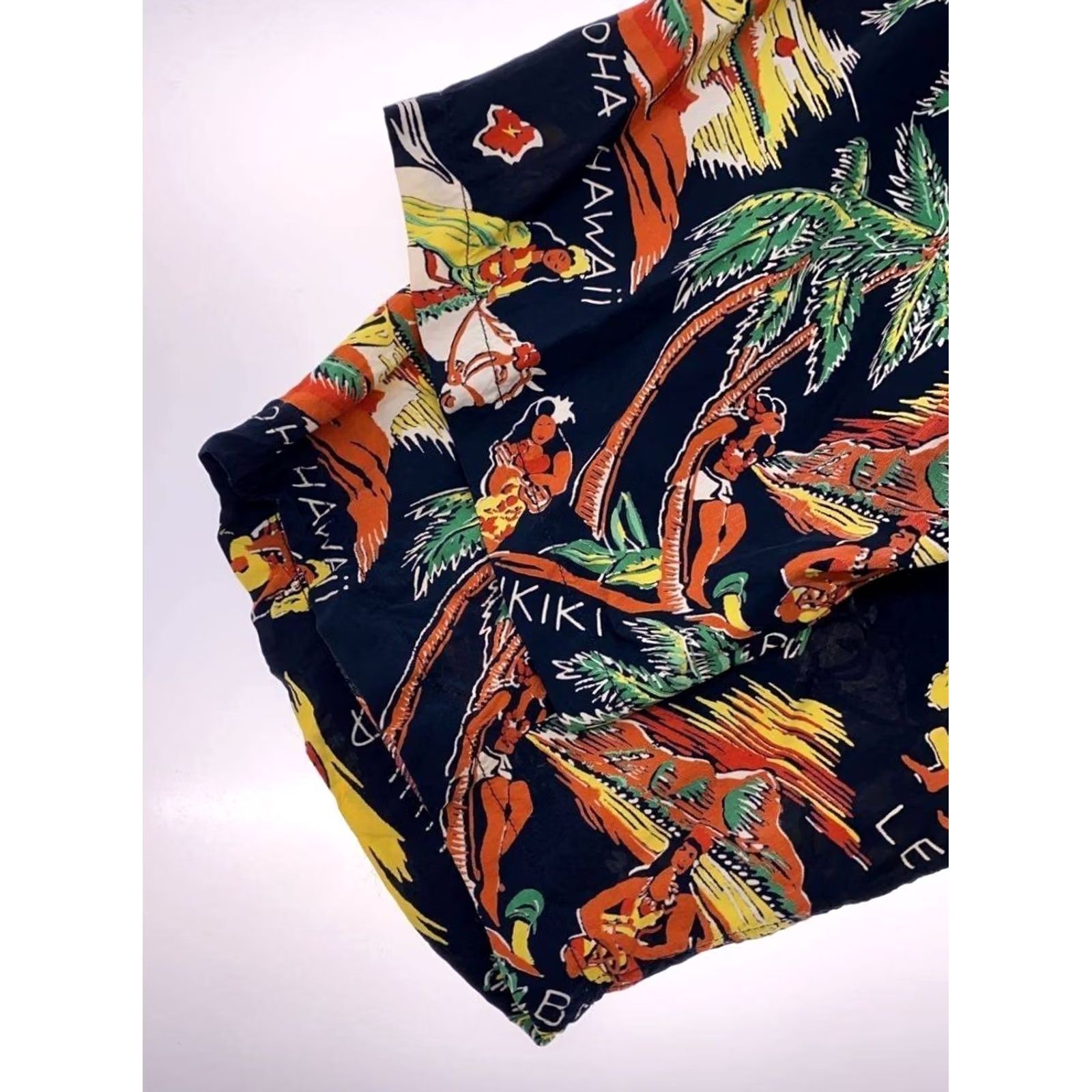 Sun Surf SUN SURF Men's Aloha Shirt Size L Rayon Black All-Over Print Hula Dance USED Size US L / EU 52-54 / 3 - 4 Thumbnail