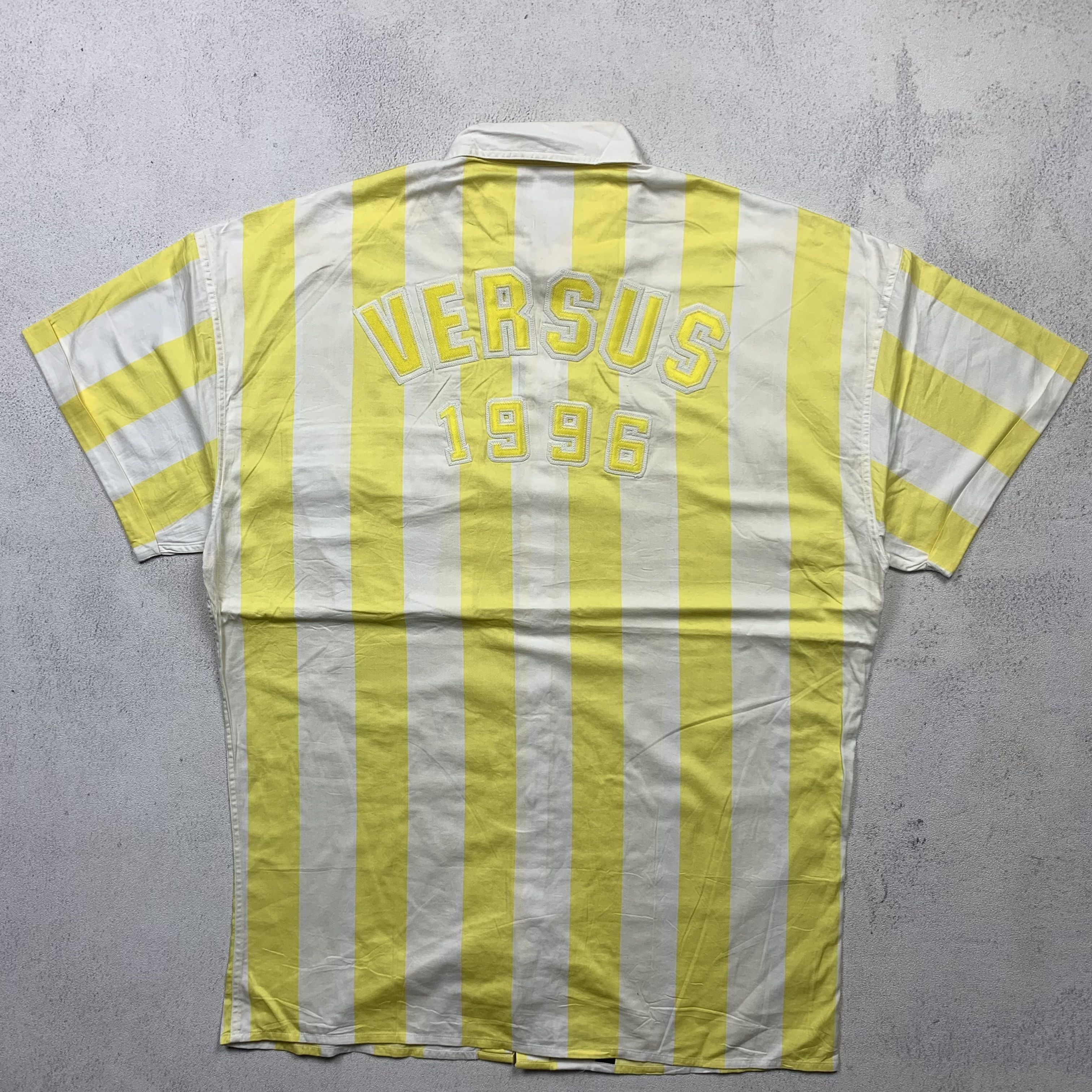 Versace VERSUS Gianni Versace Shirt Size US M / EU 48-50 / 2 - 2 Thumbnail