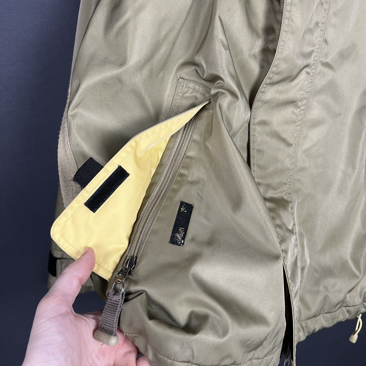 Vintage Vintage Nike ACG Outer Layer 3 Jacket 90s Size L Size US L / EU 52-54 / 3 - 11 Thumbnail
