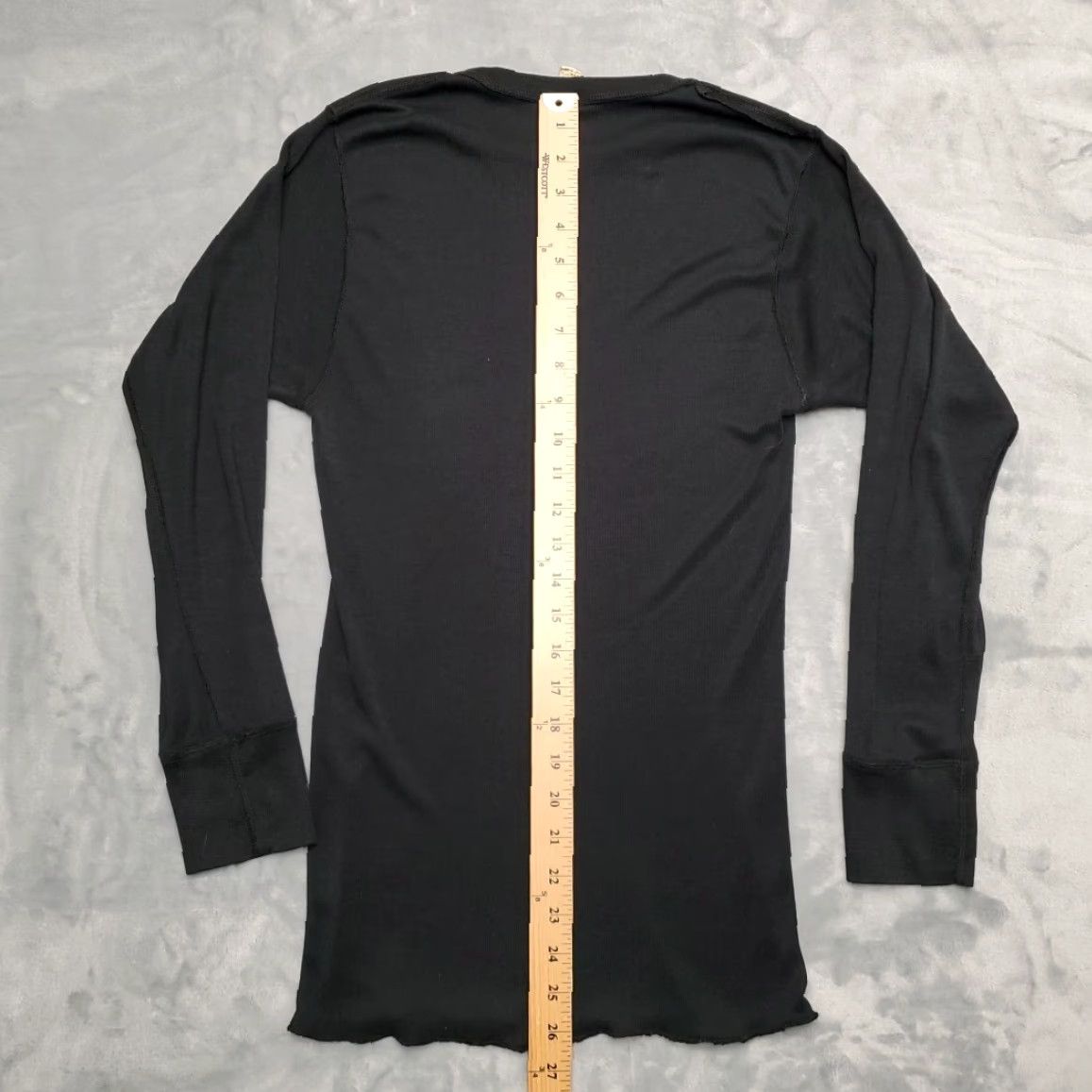 Layer 8 VINTAGE Scheels Sports Shirt Mens S Black Crewneck 100% Polyester Base Layer Shirt Long Sleeve Mens Black Size US S / EU 44-46 / 1 - 6 Thumbnail
