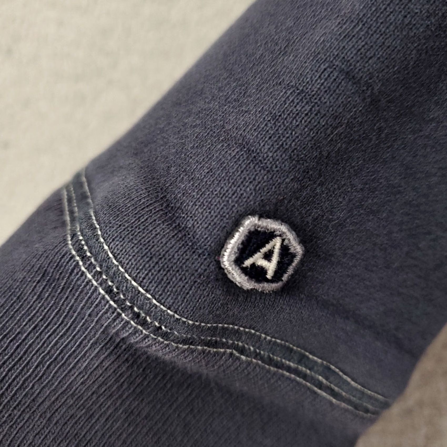 Abercrombie & Fitch VINTAGE Abercrombie & Fitch Sweater Sweatshirt Womens S Navy 90s Logo Crew Neck Pullover Size S / US 4 / IT 40 - 7 Thumbnail