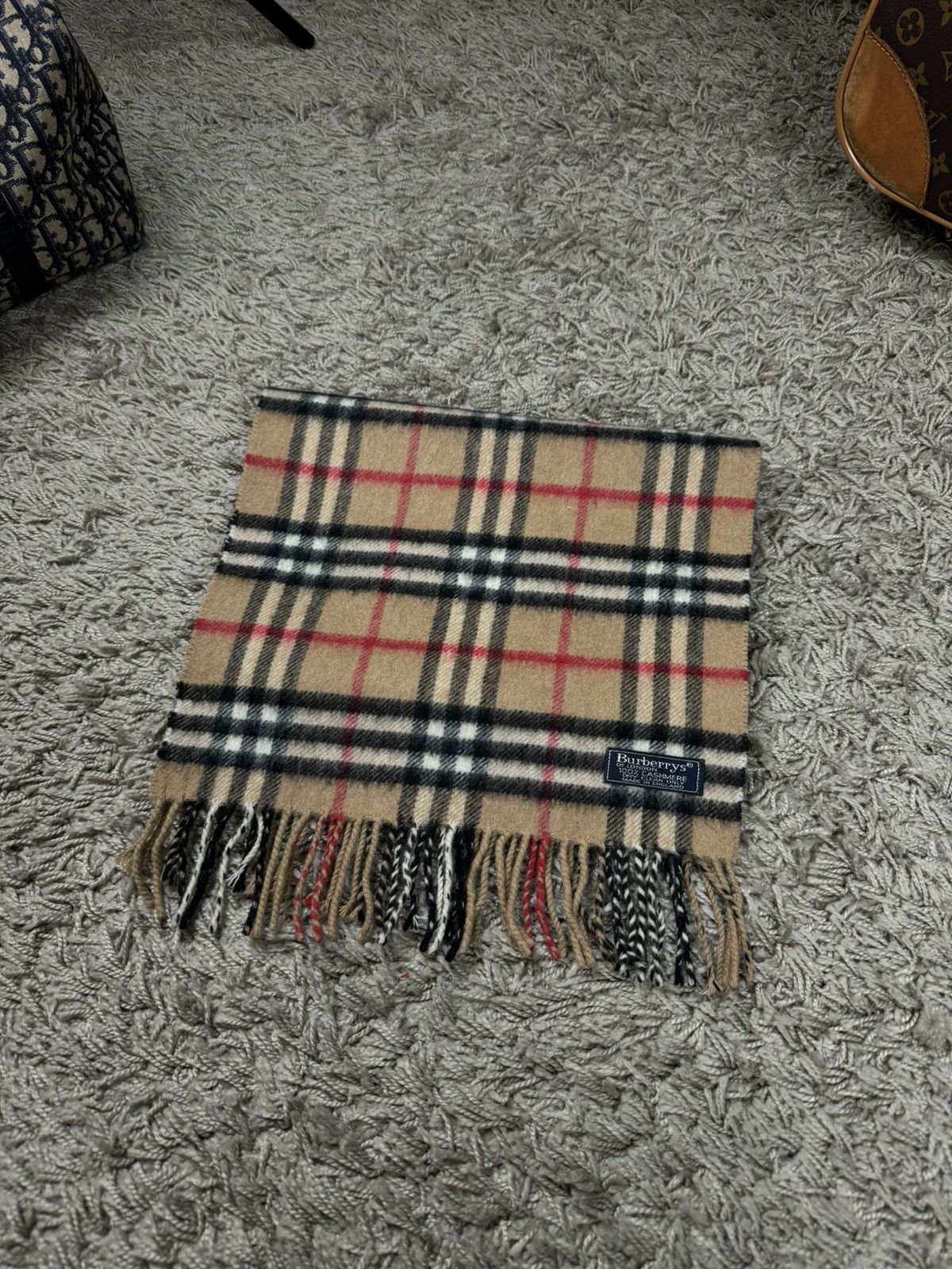 Burberry Vintage cashmere scarf Burberry’s 90s original luxury item Size ONE SIZE - 1 Thumbnail