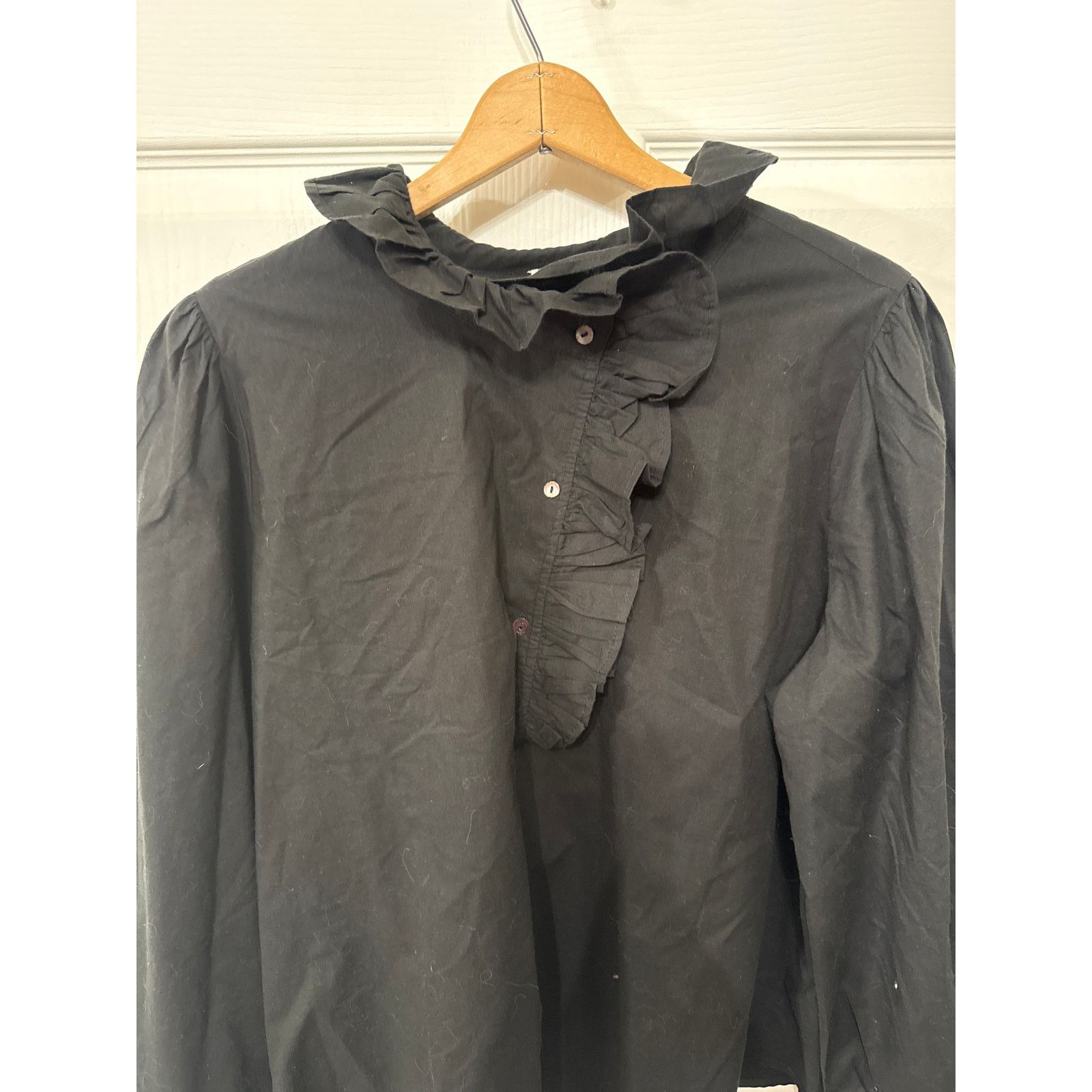 Anthropologie Love the Label Nicola Black Button Down Ruffled Top, L Size L / US 10 / IT 46 - 3 Thumbnail