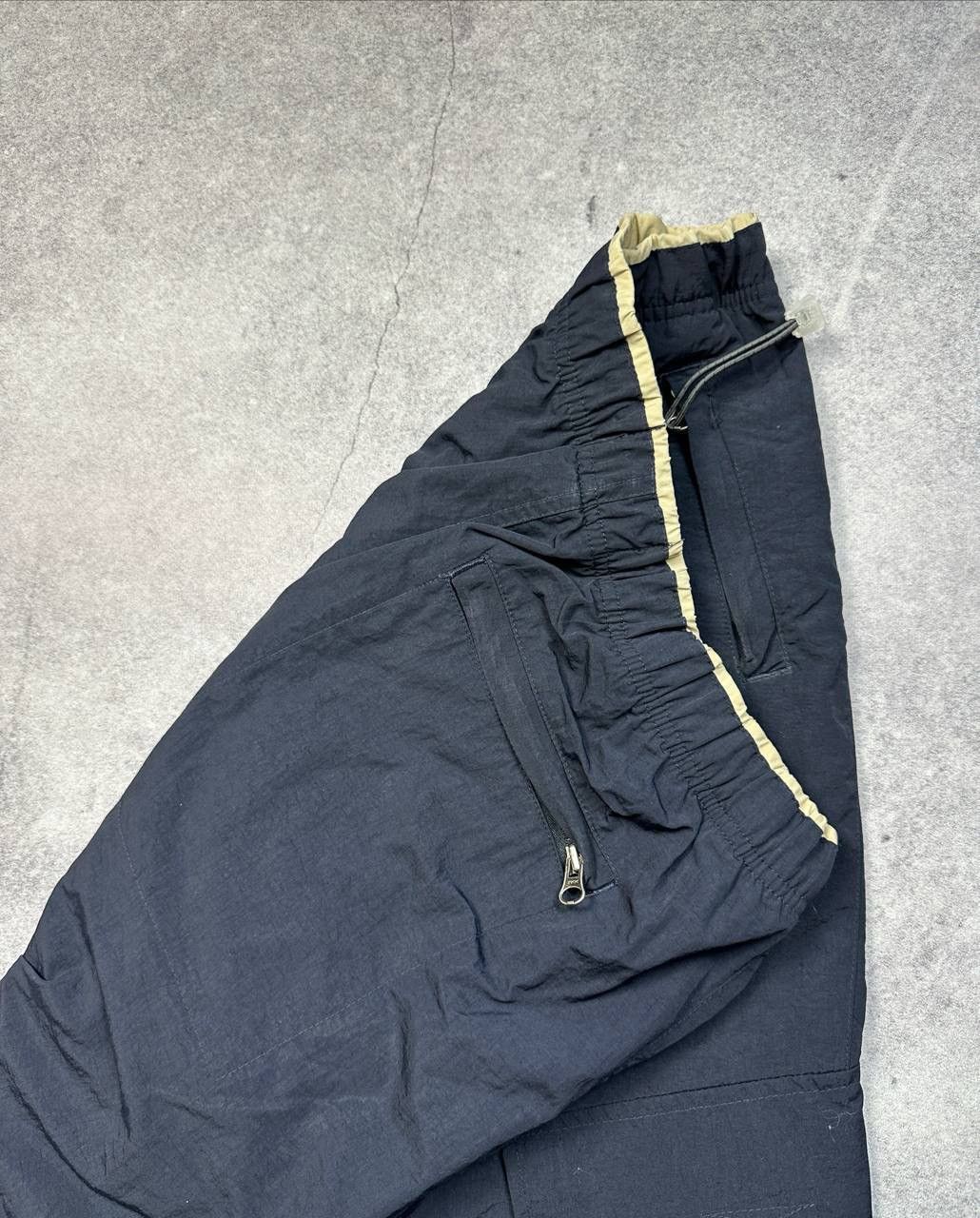 Chaps Ralph Lauren Vintage Chaps Ralph Lauren Nylon Pants, Size M Size US 32 / EU 48 - 4 Thumbnail