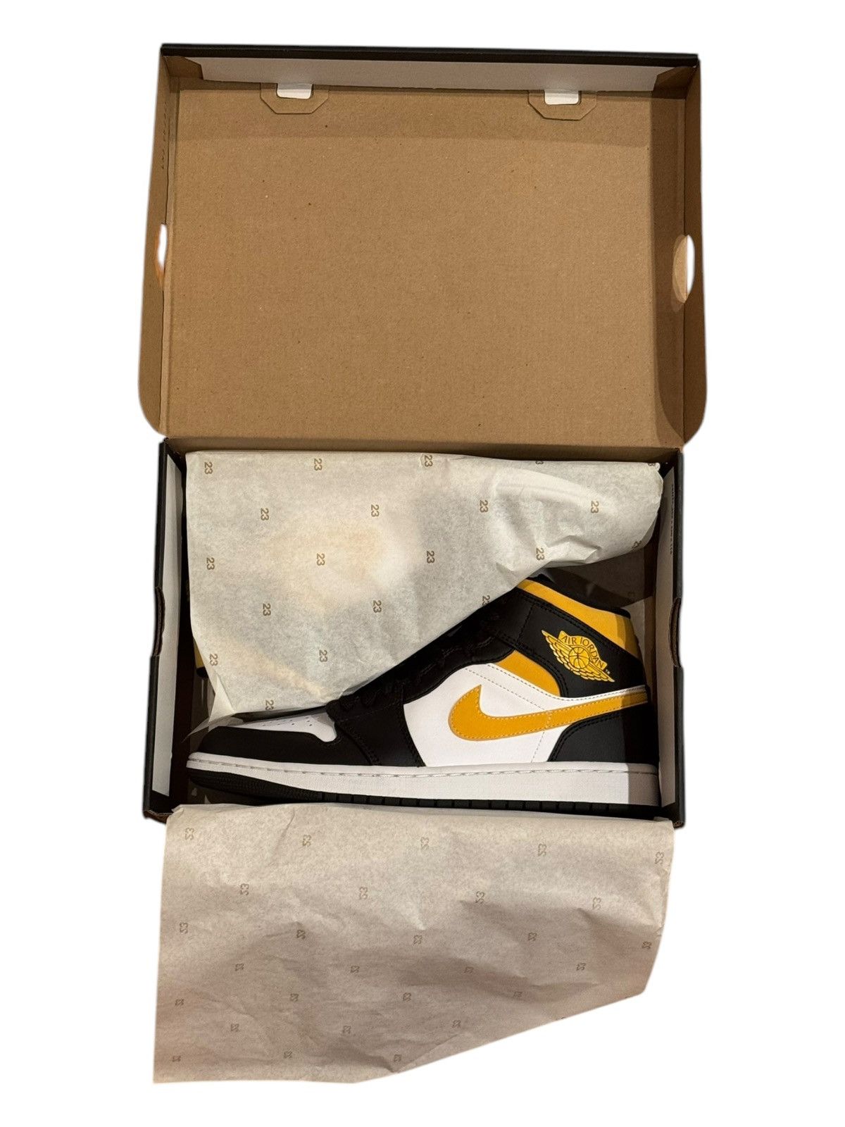 Jordan Brand × Nike Jordan 1 Mid ‘White Pollen Black’ Size US 9 / EU 42 - 6 Thumbnail