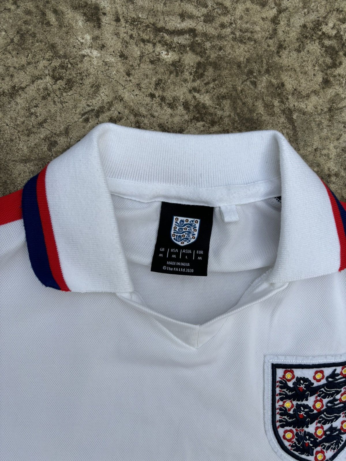 Vintage England National Team Retro Replicas Soccer Jersey Size US M / EU 48-50 / 2 - 4 Thumbnail
