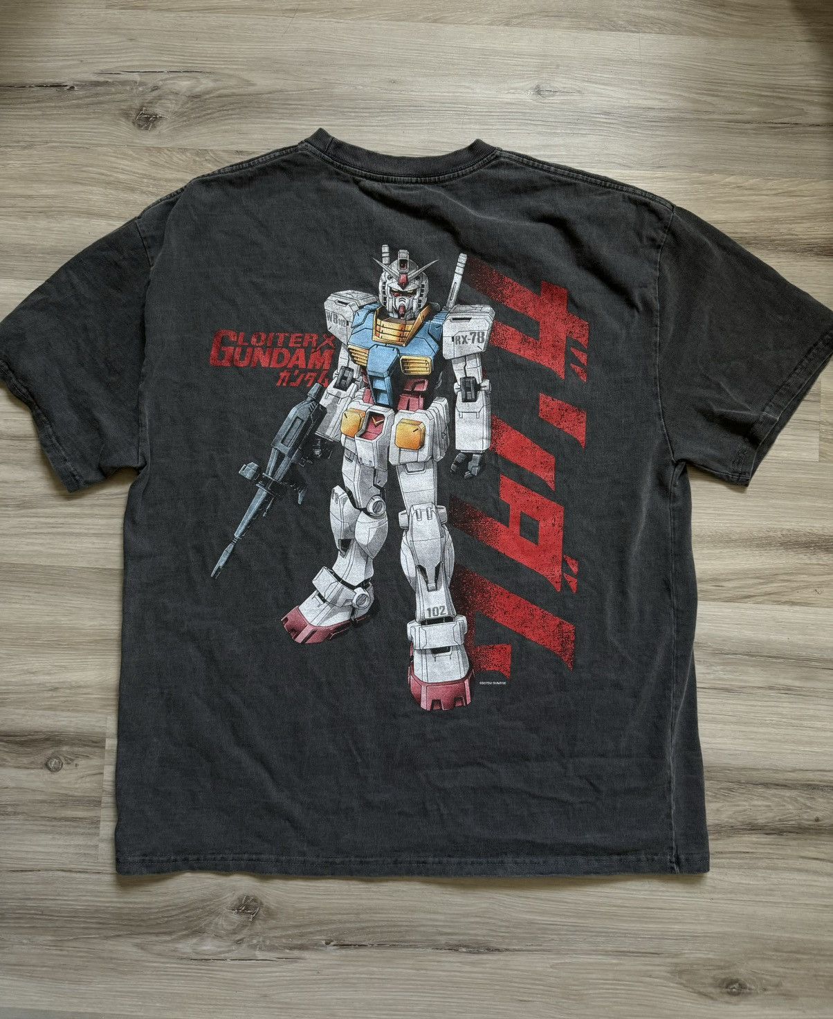 Vintage Loiter X Gundam Gundam Vintage T-Shirt Size US S / EU 44-46 / 1 - 2 Thumbnail