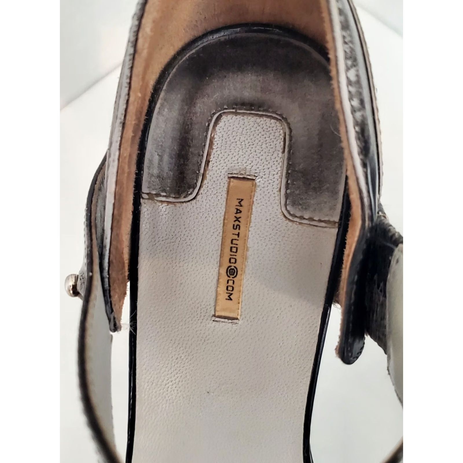 Vintage Max Studio Heels 6.5 Gray Leather Ankle Strap Distressed Denim look Peekaboo toe Size US 7 / IT 37 - 3 Thumbnail