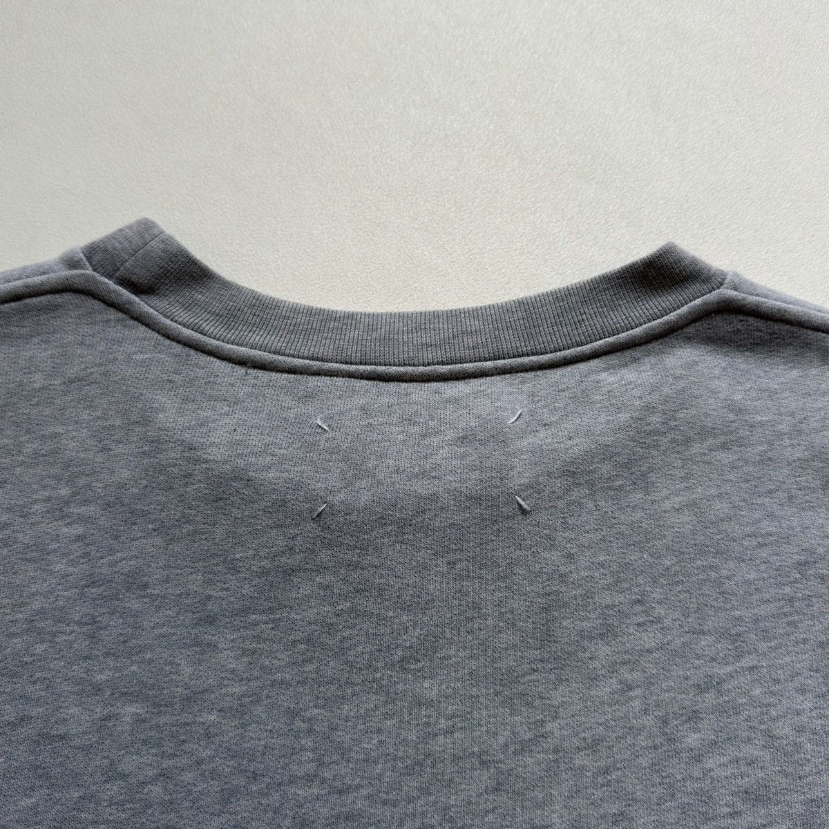 Maison Margiela S/S 09 Grey Cotton ‘Plaque Logo’ Sweatshirt Size US M / EU 48-50 / 2 - 14 Thumbnail