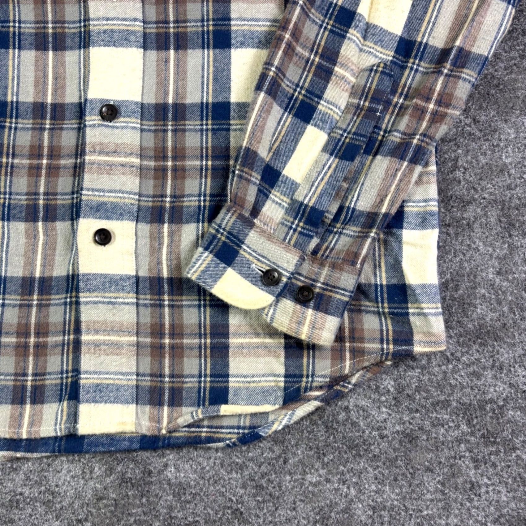 Vintage VINTAGE LL Bean Mens Flannel Shirt Plaid Cotton Button-Up Size US S / EU 44-46 / 1 - 6 Thumbnail