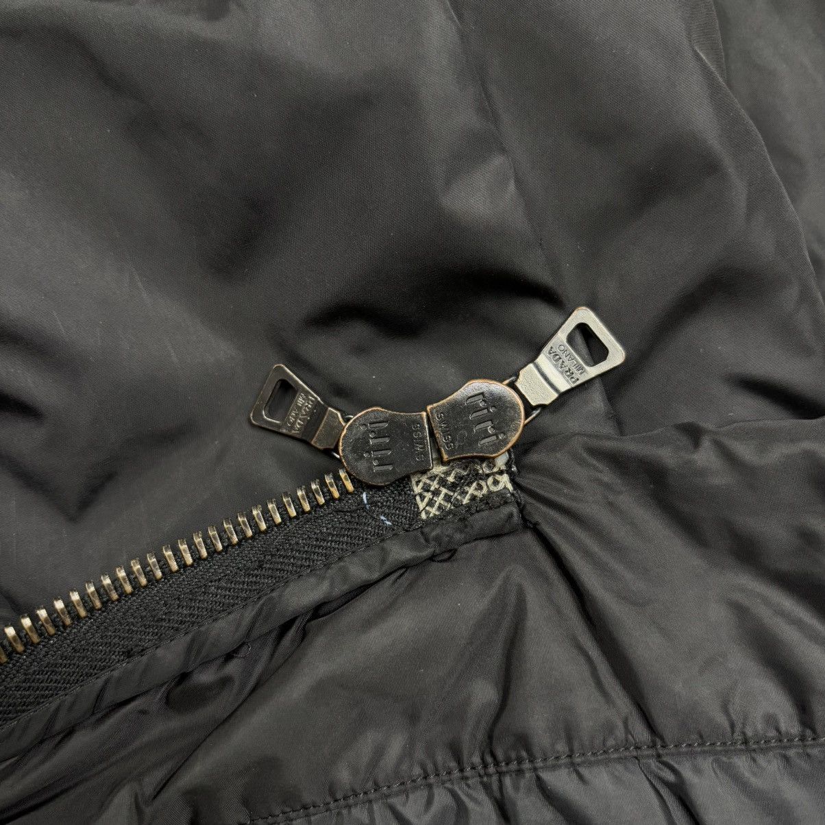 Prada Prada multi pocket padded jacket Size US M / EU 48-50 / 2 - 12 Thumbnail