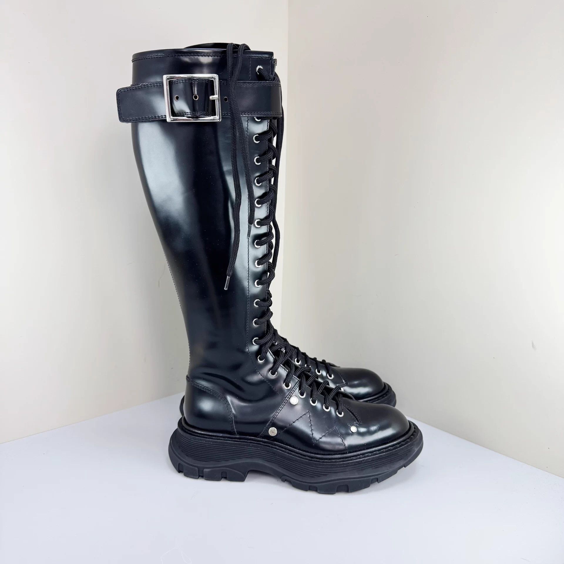 Alexander McQueen Alexander McQueen Knee-High Strappy Biker Boots EU35 New Size US 4 / IT 34 - 4 Thumbnail
