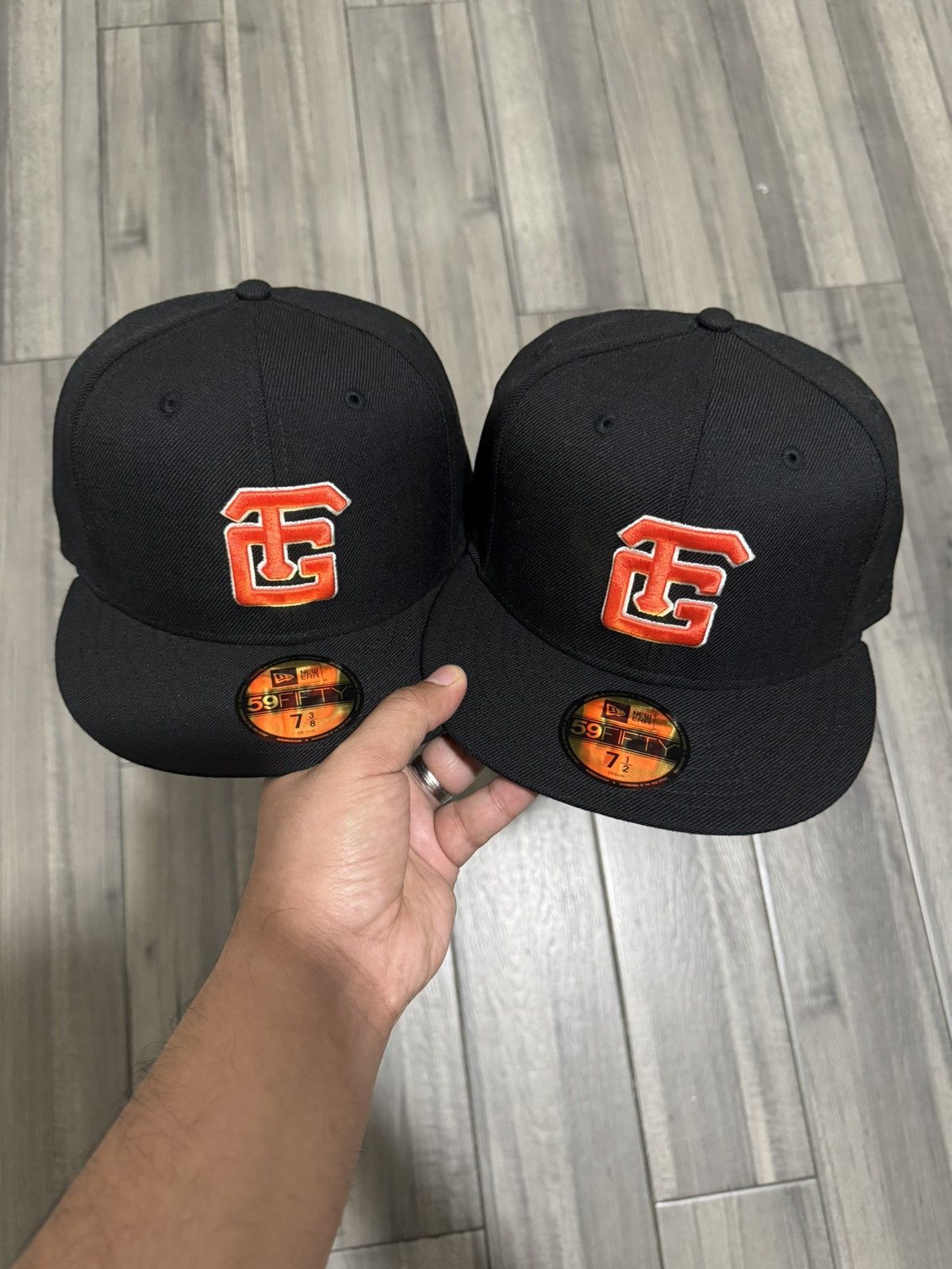Fear of God × New Era Japan Exclusive Fear of God Fitteds Size ONE SIZE - 1 Thumbnail