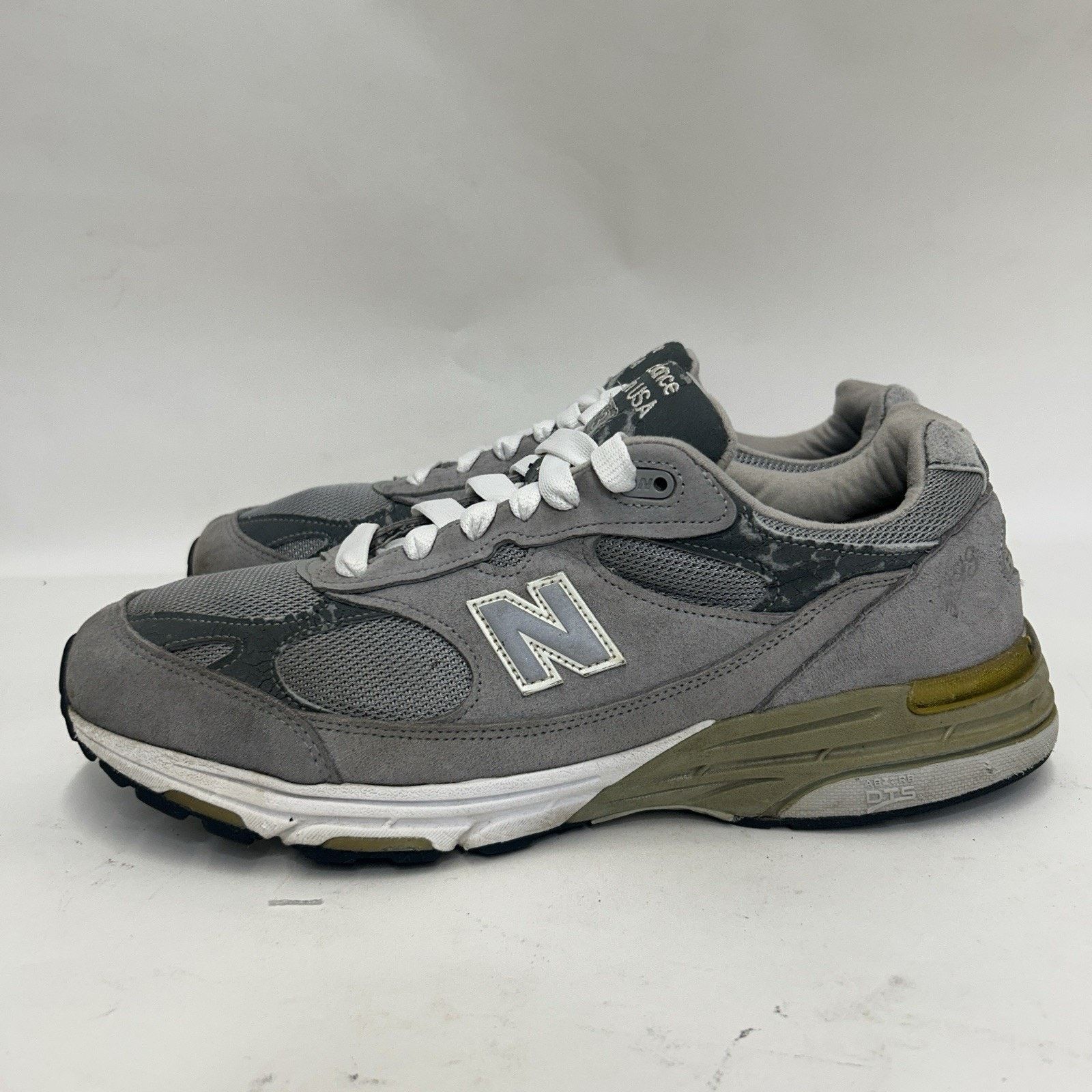 New Balance New Balance 993 Made in USA “Castlerock Gray” MR993GL Size US 12 / EU 45 - 6 Thumbnail