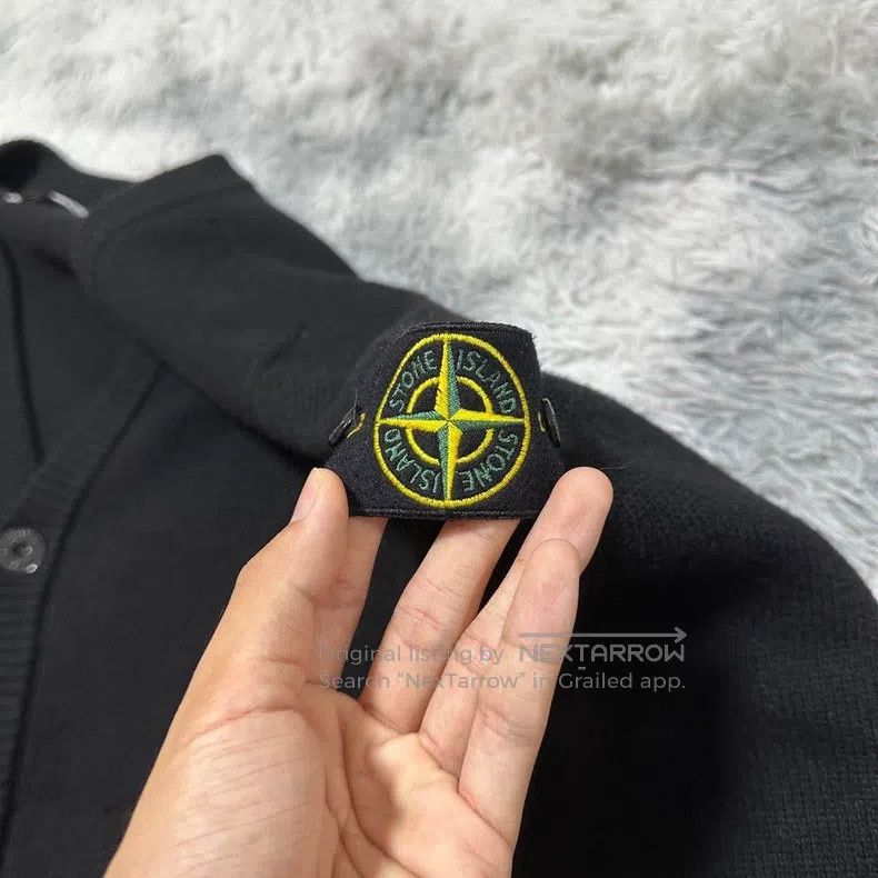 Stone Island Stone Island Wool V-Neck Knit Sweater Cardigan Black XL Si Size US L / EU 52-54 / 3 - 3 Thumbnail