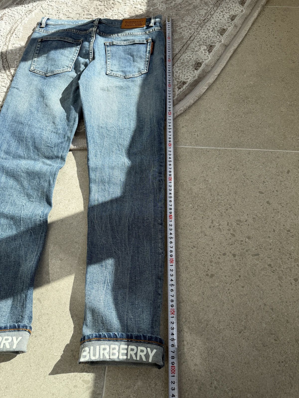 Burberry Burberry rare leg opening logo Jeans Size US 31 - 5 Thumbnail