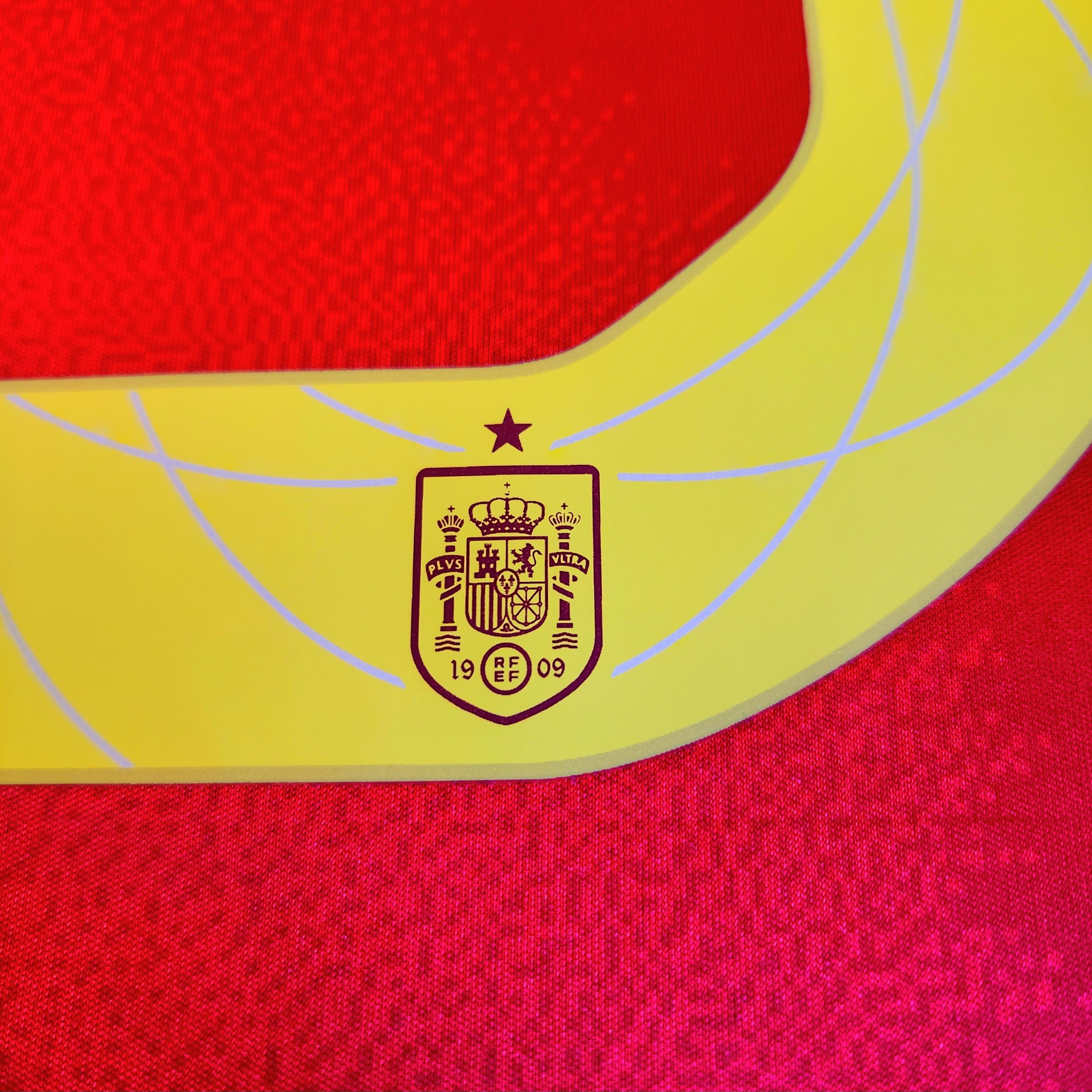 Adidas Authentic Spain GAVI 2024-2025 24/25 Home Jersey Shirt Kit Size L / US 10 / IT 46 - 5 Thumbnail