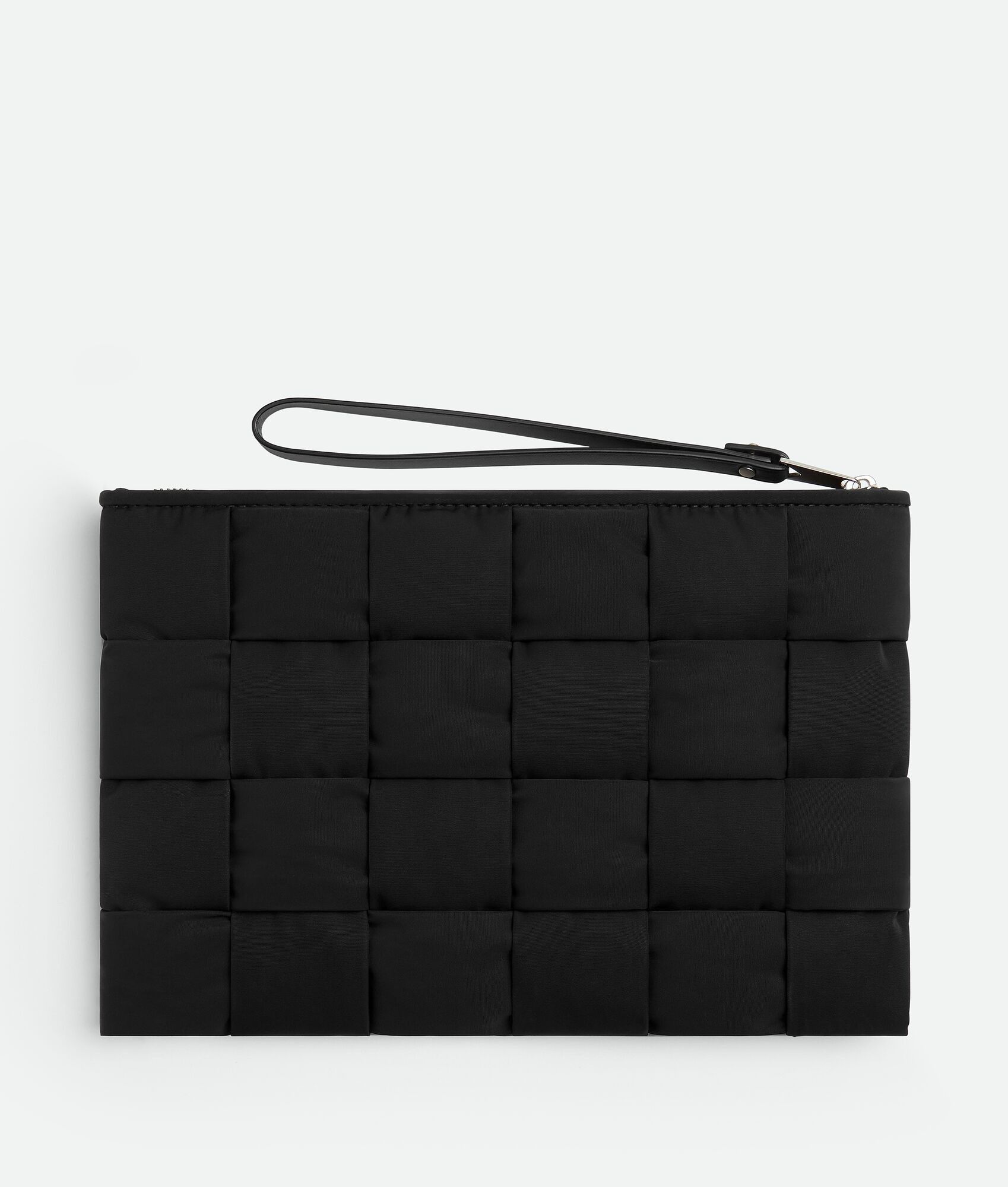 Bottega Veneta o1w1db10525 Size: OS / Cassette Small Flat Pouch in Black Size ONE SIZE - 3 Thumbnail