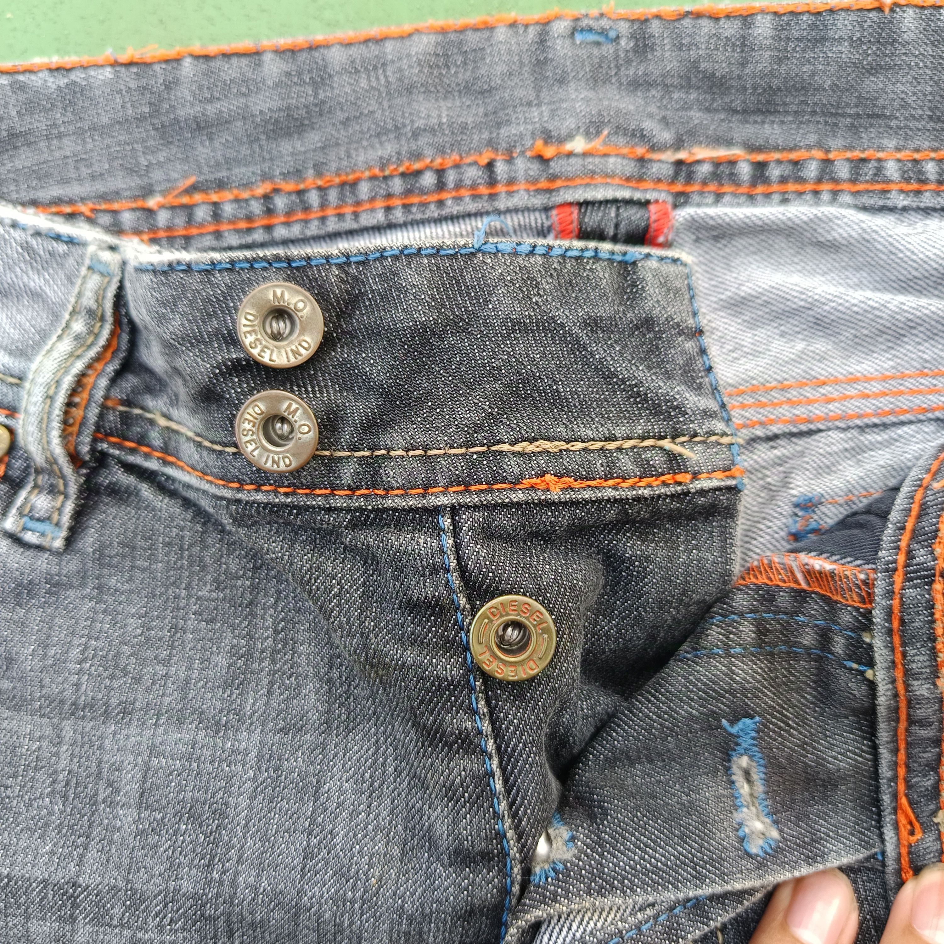 Diesel DIESEL INDUSTRY STRAIGHT ZIP POCKET DENIM JEANS Size US 31 - 3 Thumbnail