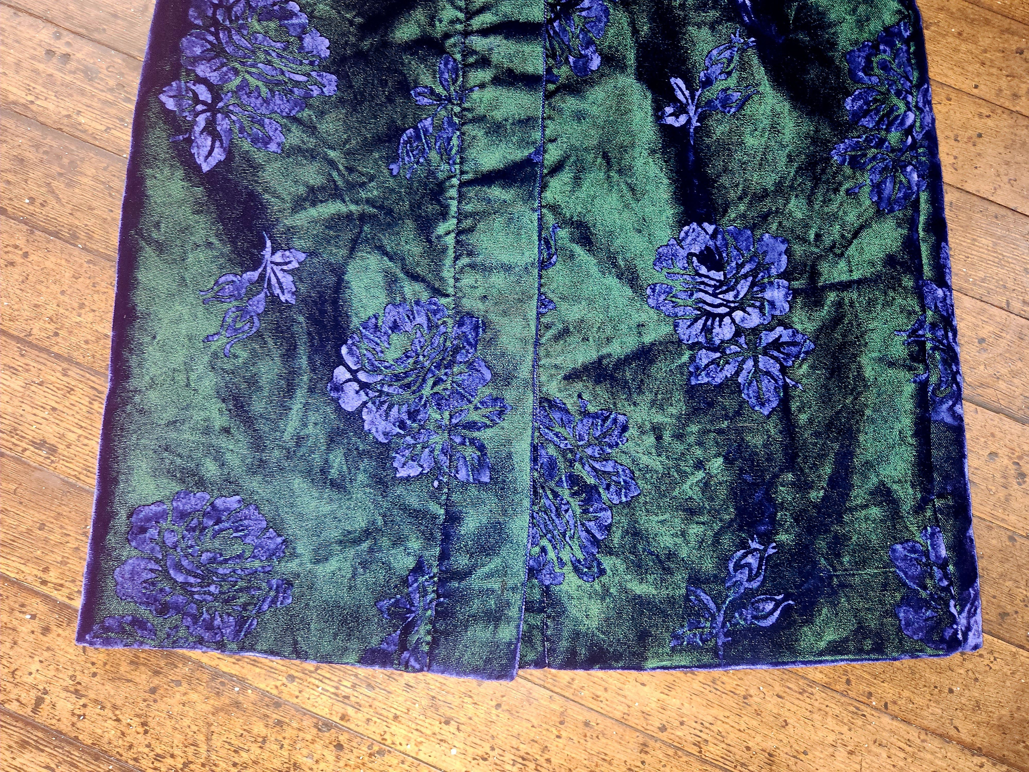 Krizia Vintage Krizia Crushed Velvet Skirt Size 40" / US 18 - 9 Thumbnail
