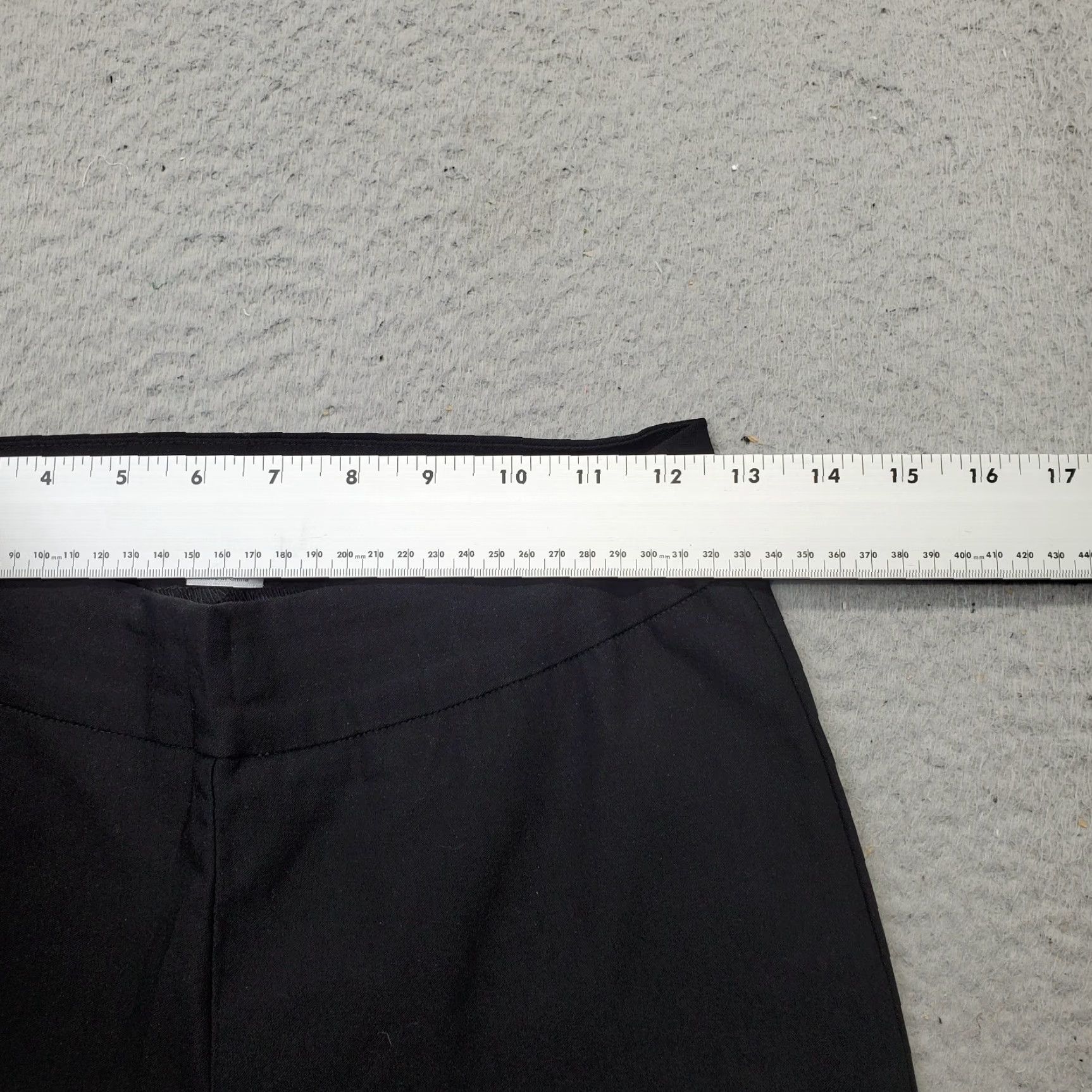 Venus Venus Womens Small Black Regular Fit Ankle Pant Flared Leg Pull On Size 28" / US 6 / IT 42 - 6 Thumbnail