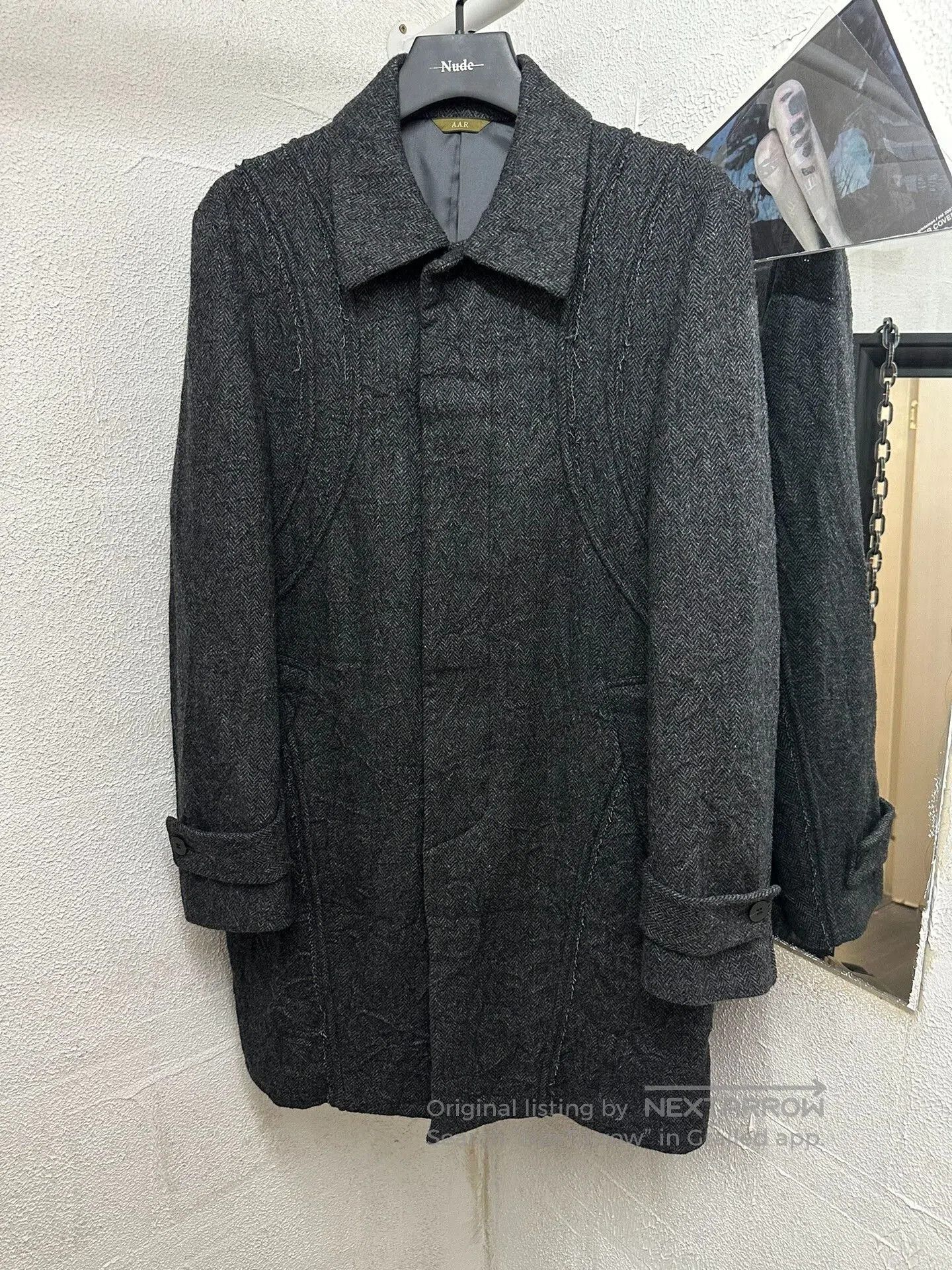 Yohji Yamamoto yohji yamamoto wool coat with unique design. Size US L / EU 52-54 / 3 - 1 Thumbnail